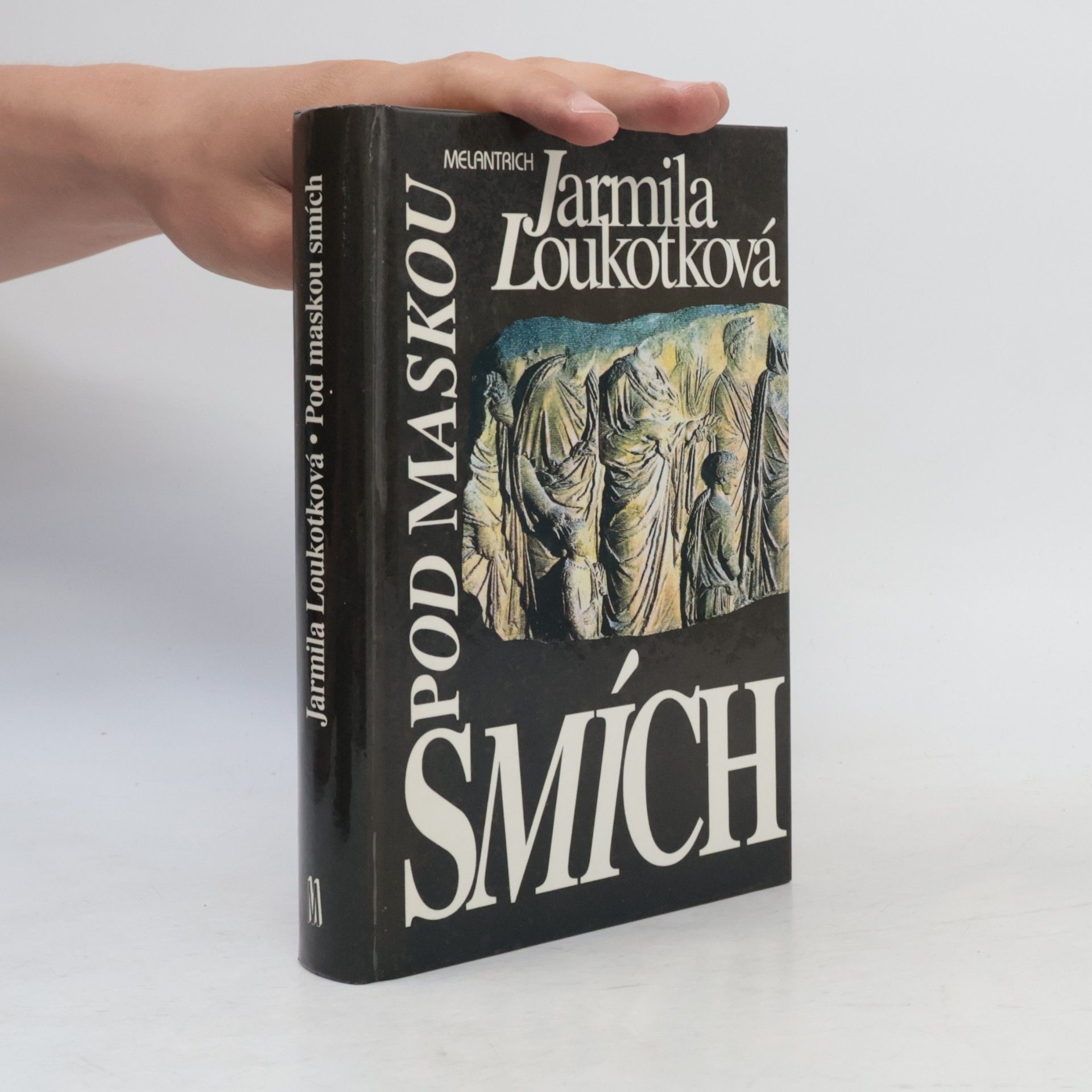 Pod maskou smích