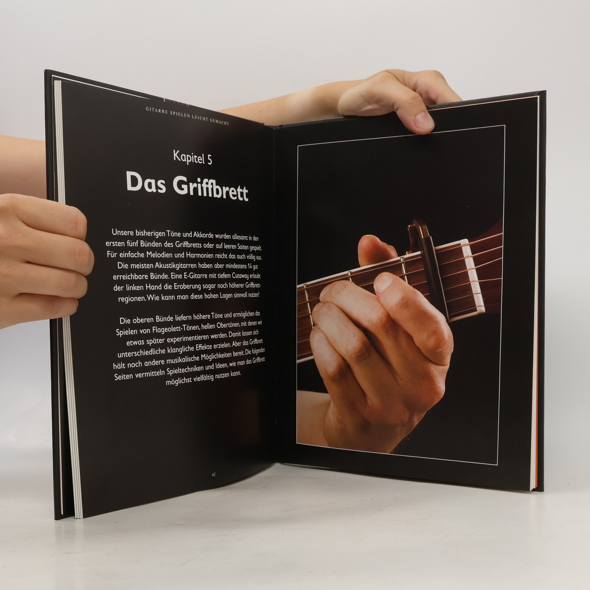 Nick Freeth Gitarre spielen