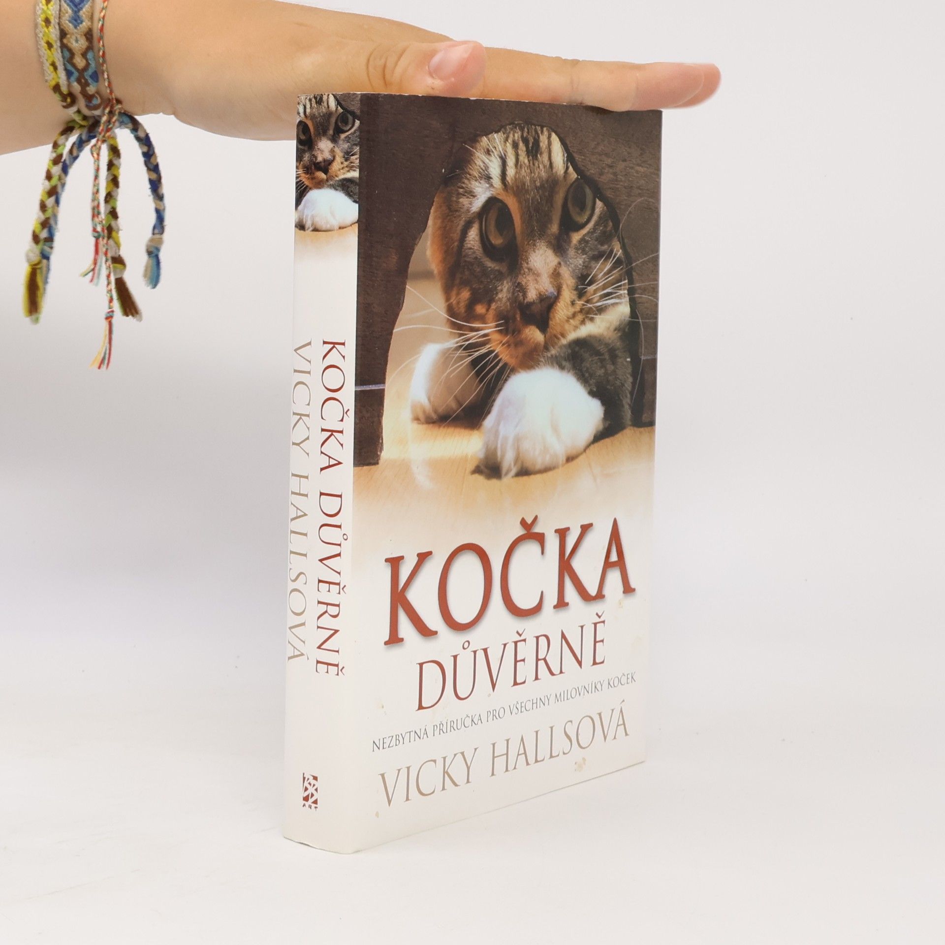 Vicky Halls Kočka důvěrně