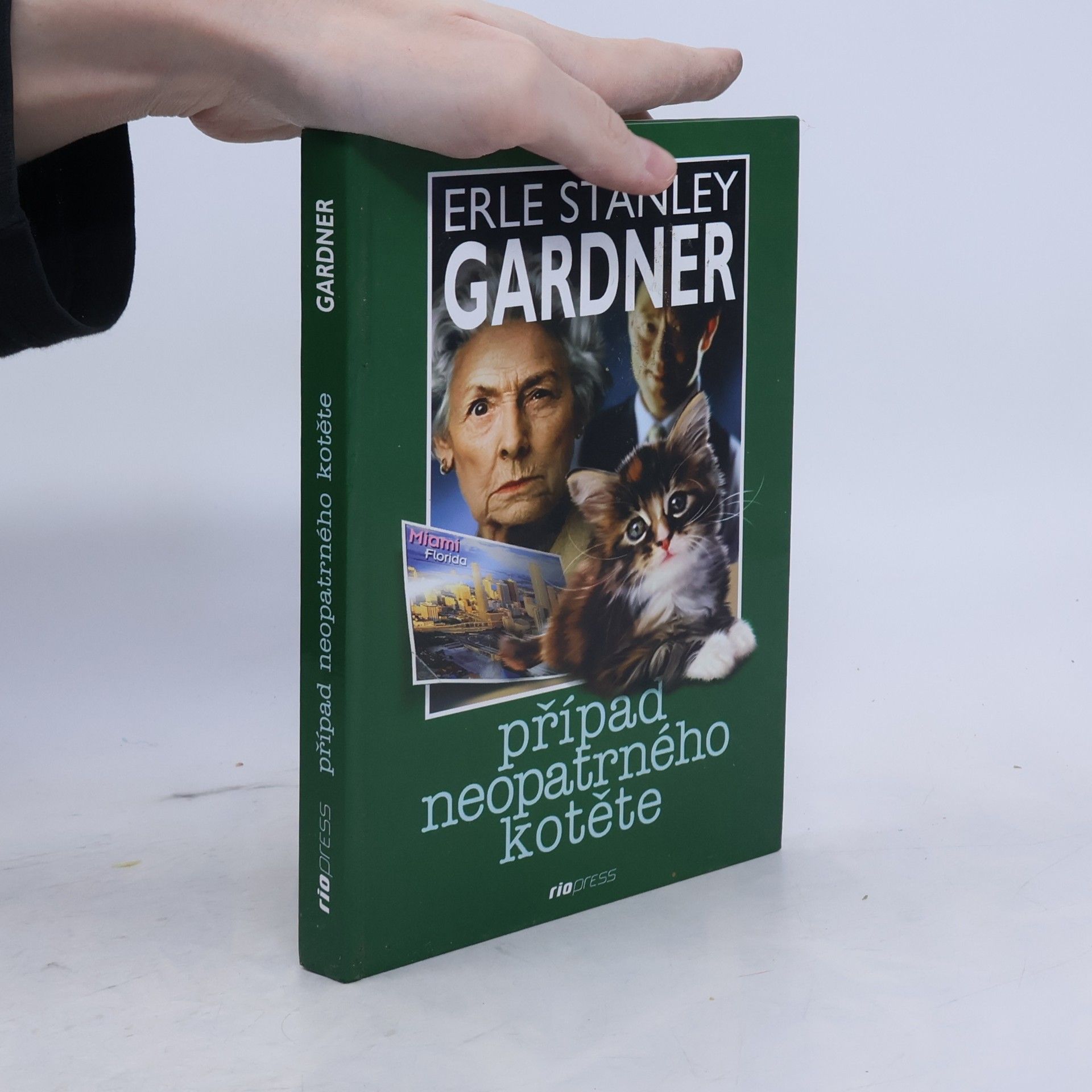 Erle Stanley Gardner Případ neopatrného kotěte