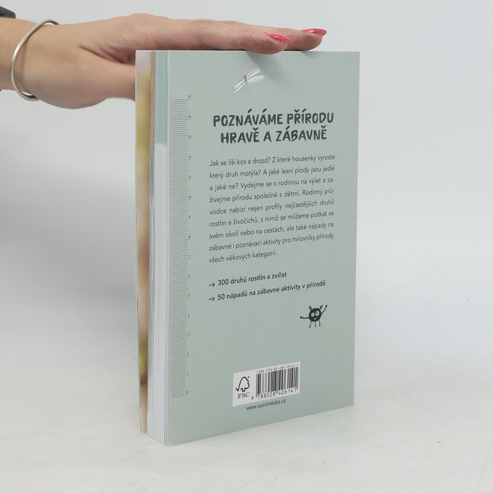 Katharina Hedder Rodinný průvodce přírodou