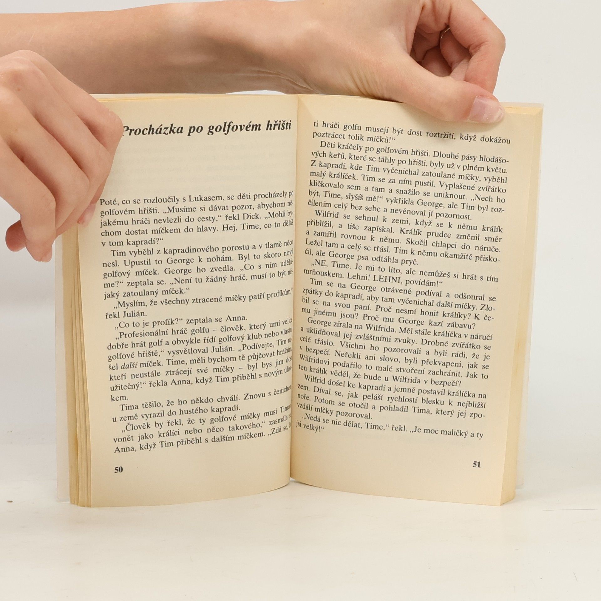 Enid Blyton Správná pětka. Pětka a tajemství Šeptajícího ostrova