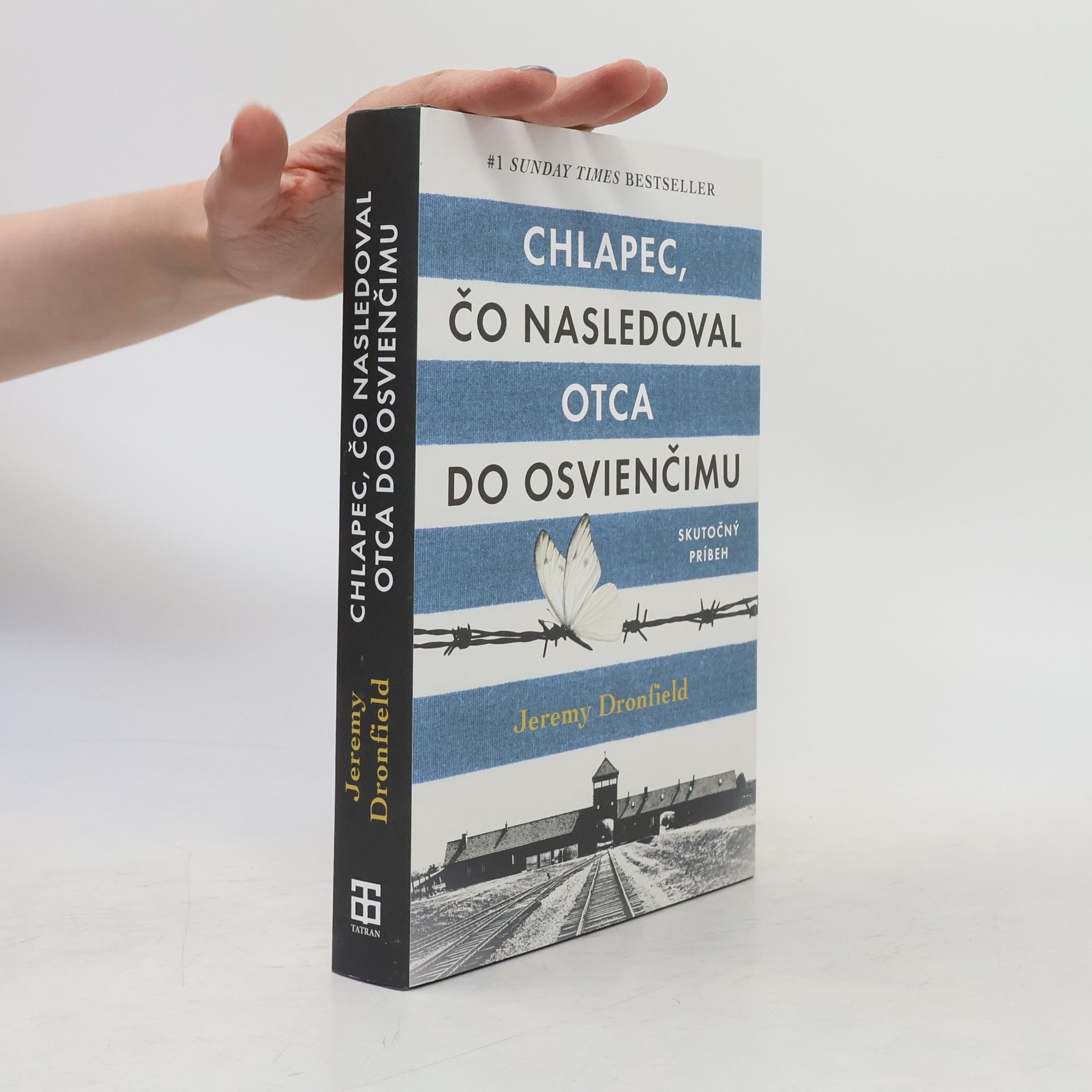 Jeremy Dronfield Chlapec, čo nasledoval otca do Osvienčimu