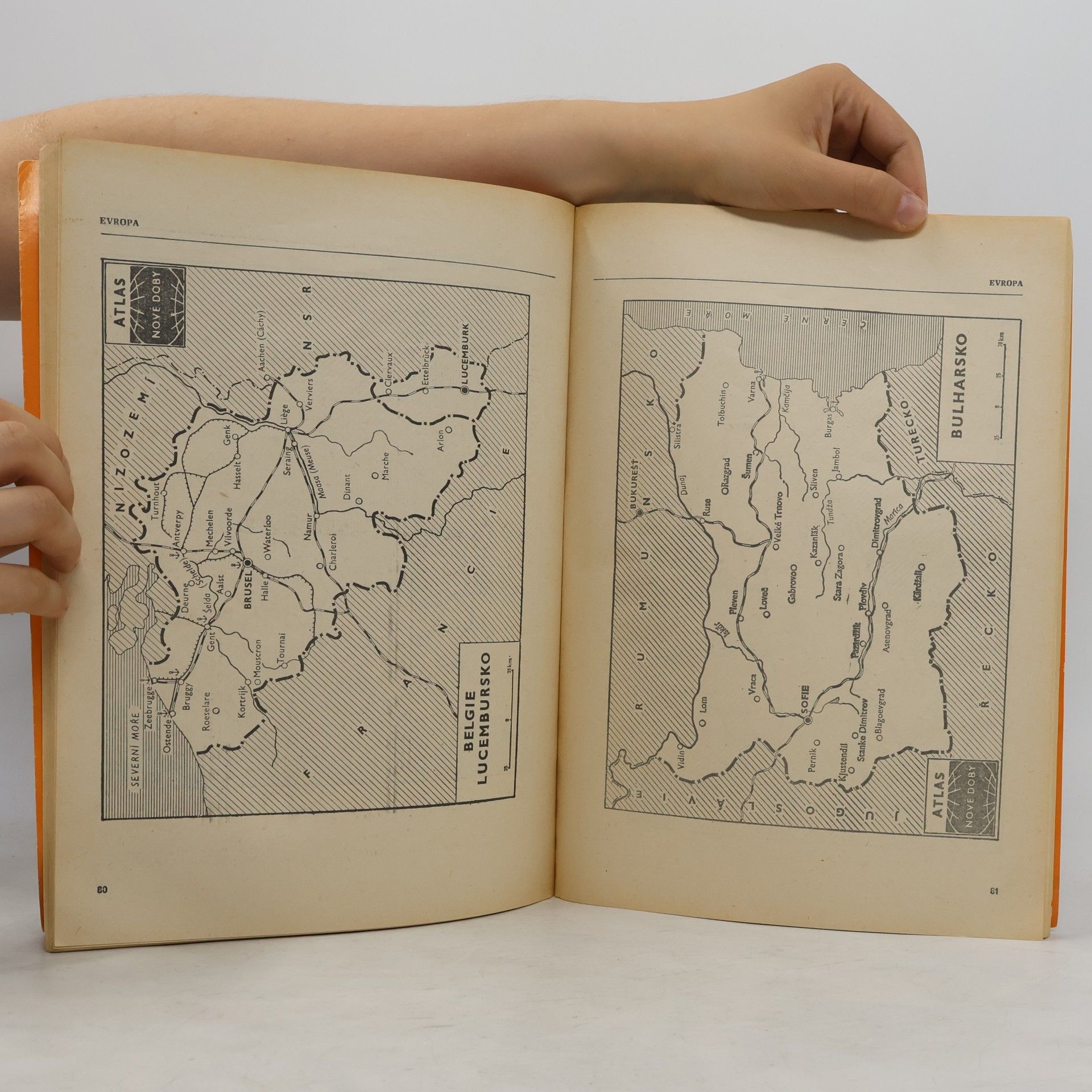 Autorenkollektiv Nová doba. Atlas světa