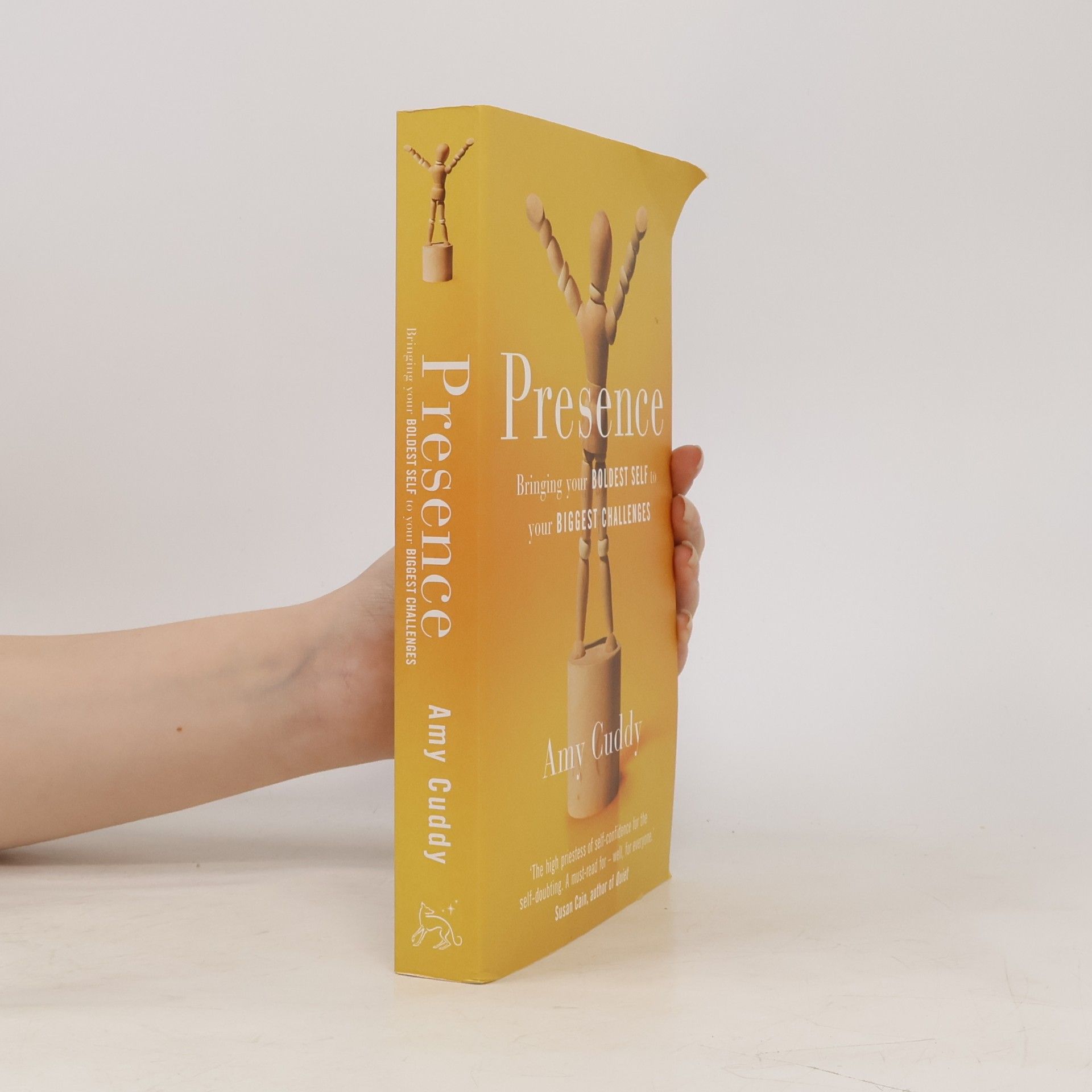 Presence : bringing your boldest self to your biggest challenges