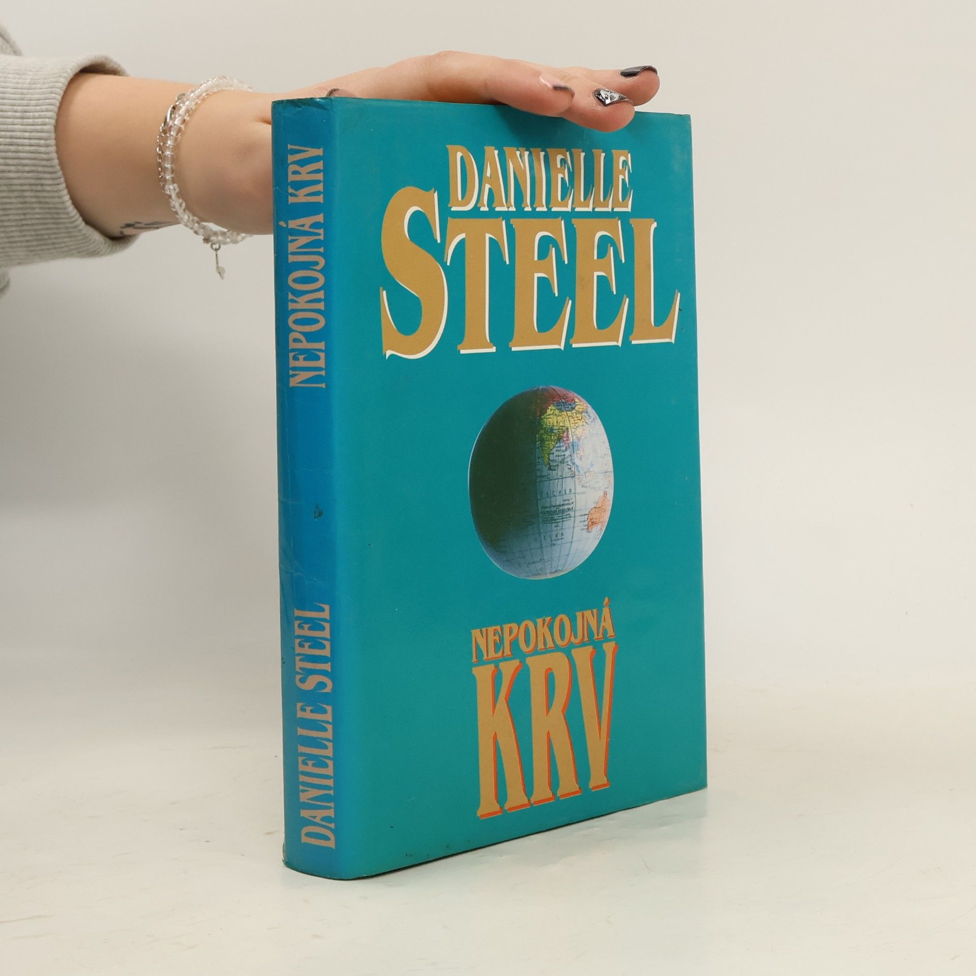 Danielle Steel Nepokojná krv