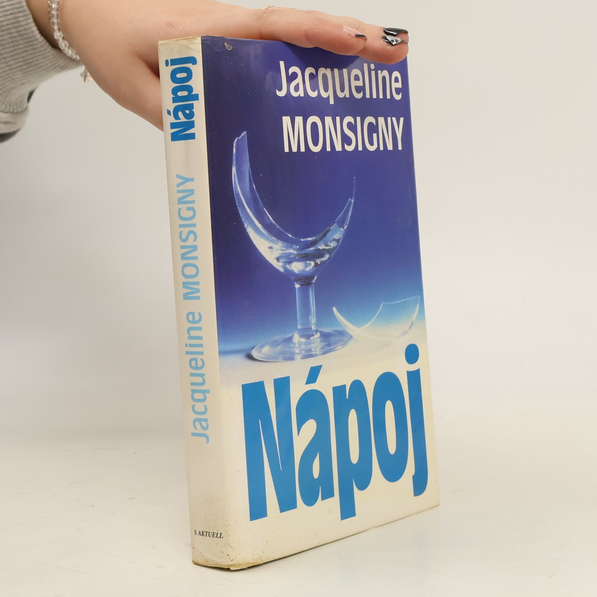 Jacqueline Monsigny Nápoj