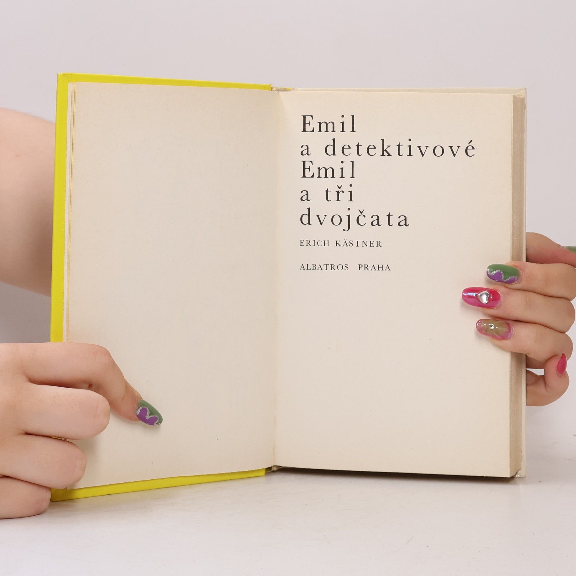 Erich Kästner Emil a detektivové. Emil a tři dvojčata
