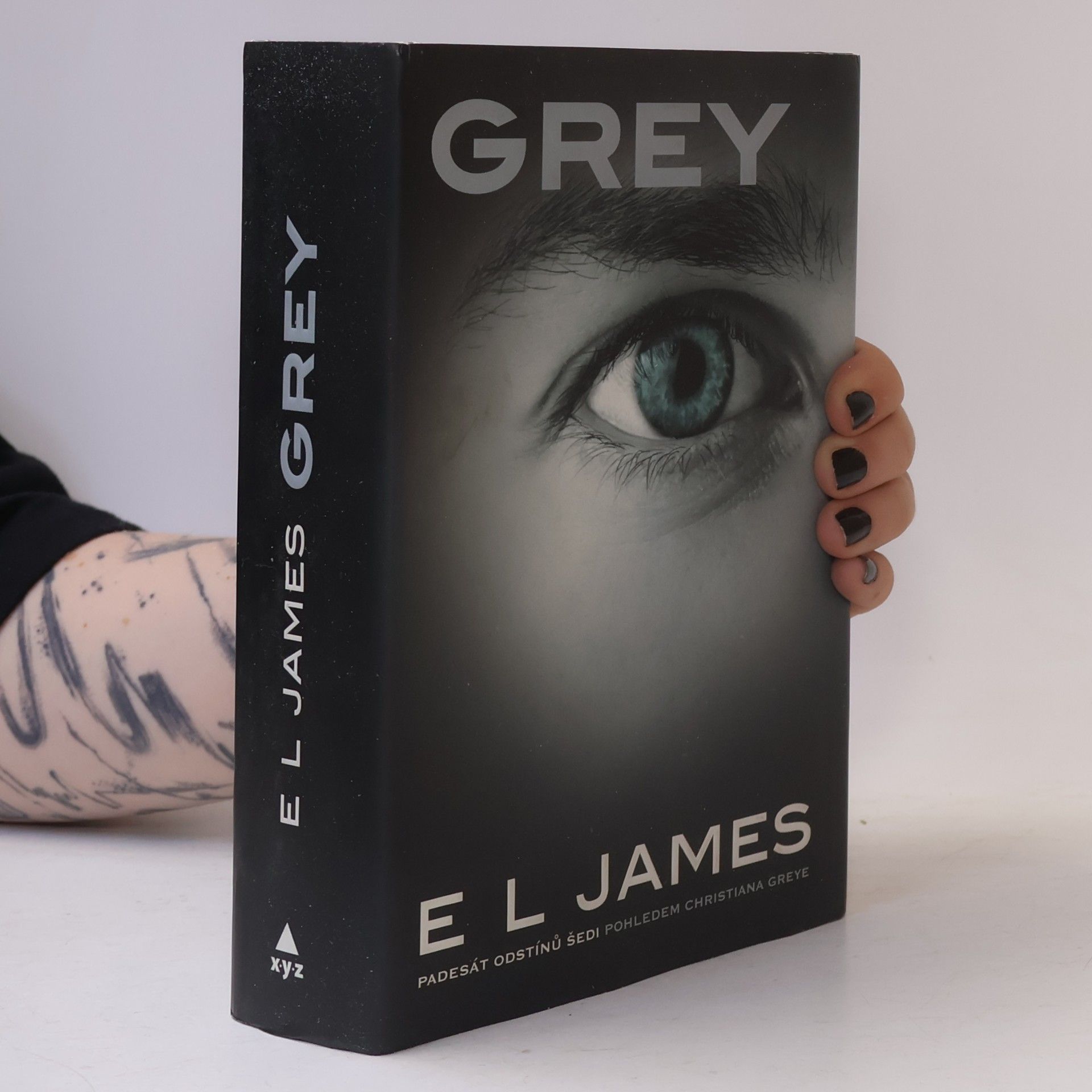 E. L. James Grey
