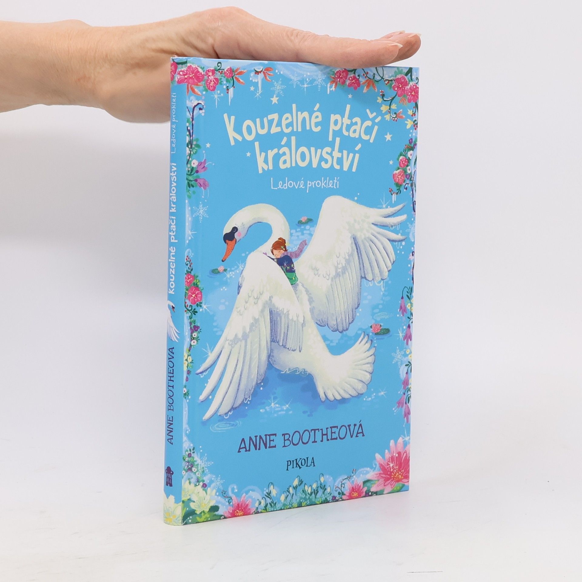 Rosie Butcher Kouzelné ptačí království. Ledové prokletí
