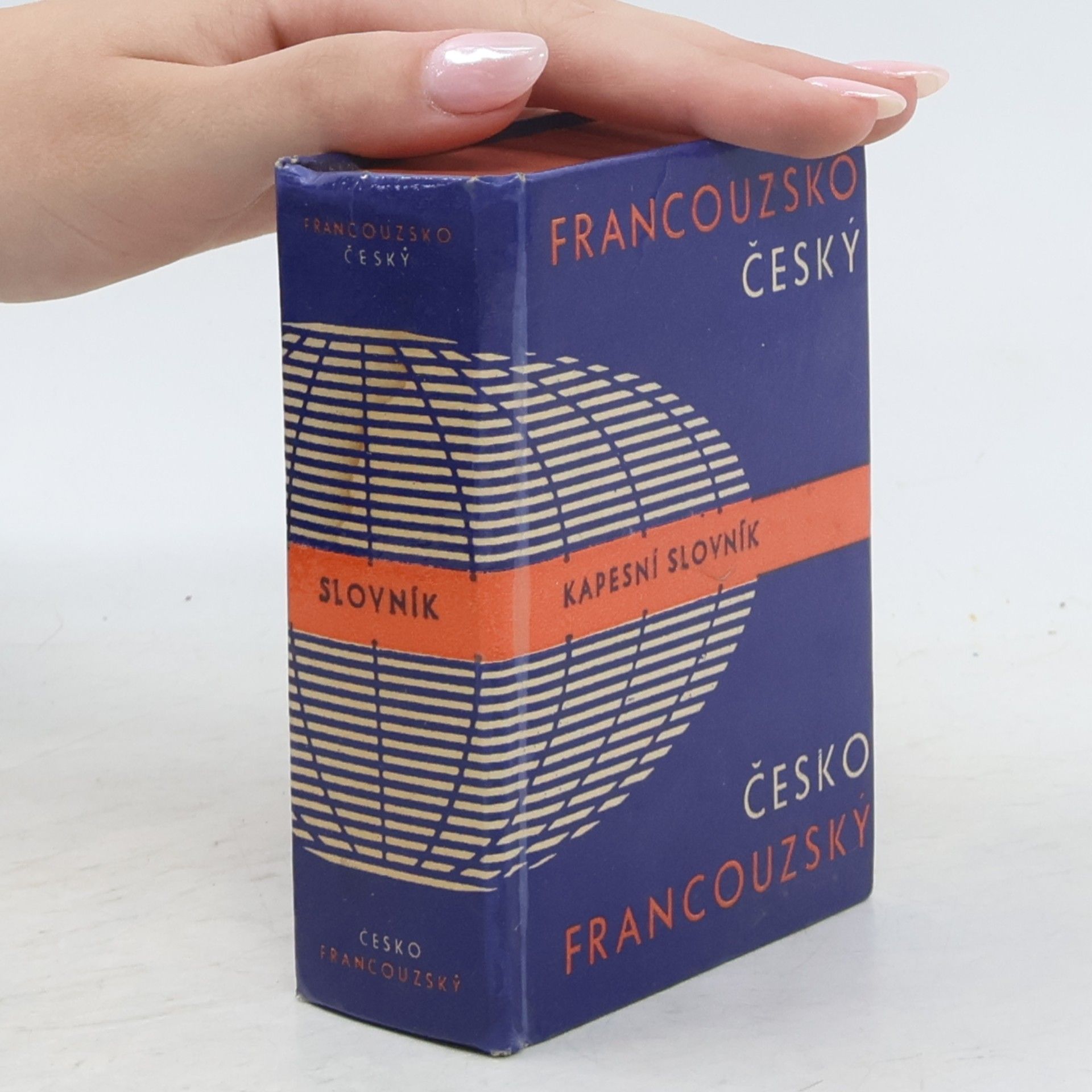 Francouzsko-český a česko-francouzský kapesní slovník