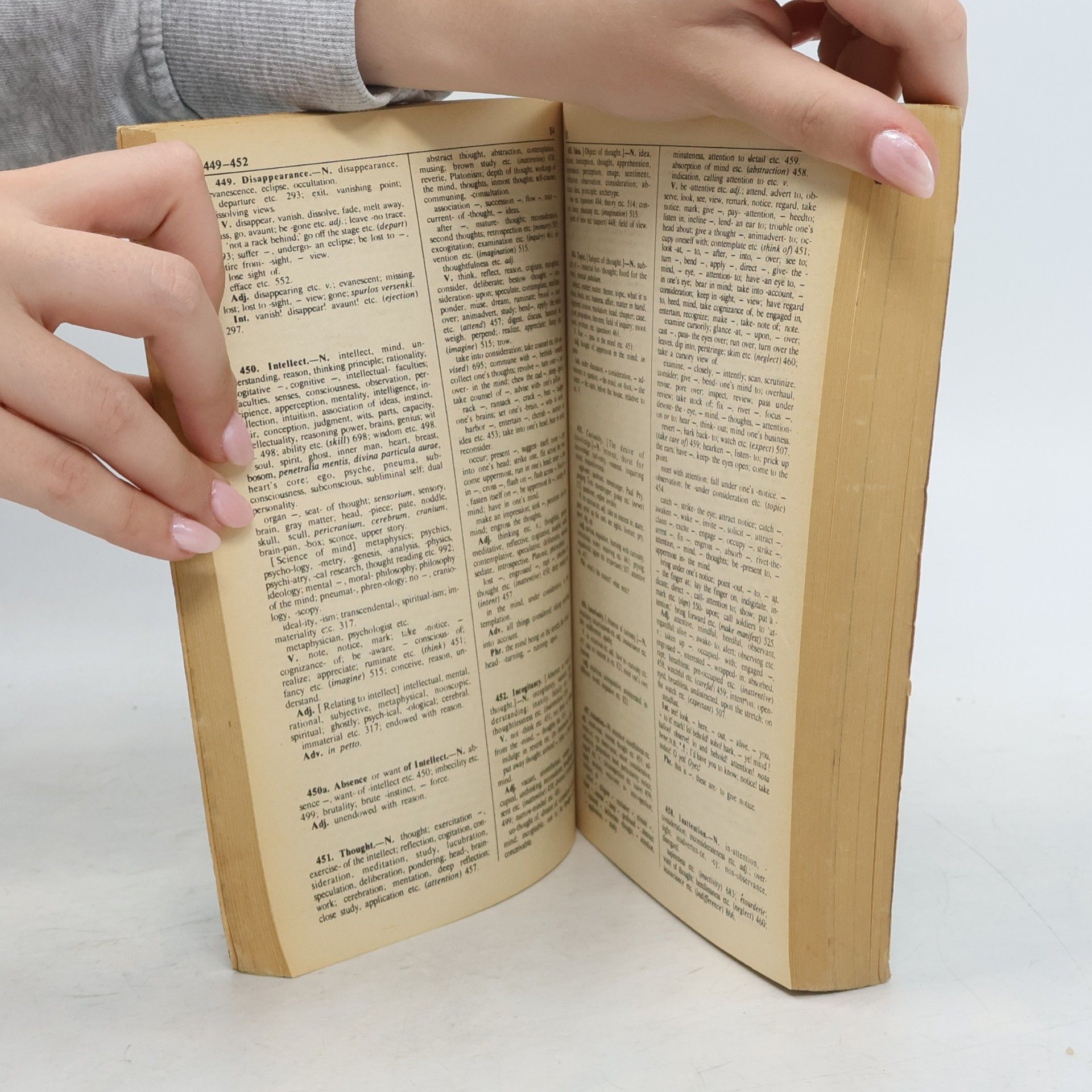 Various authors The university Roget's thesaurus of synonyms and antonyms