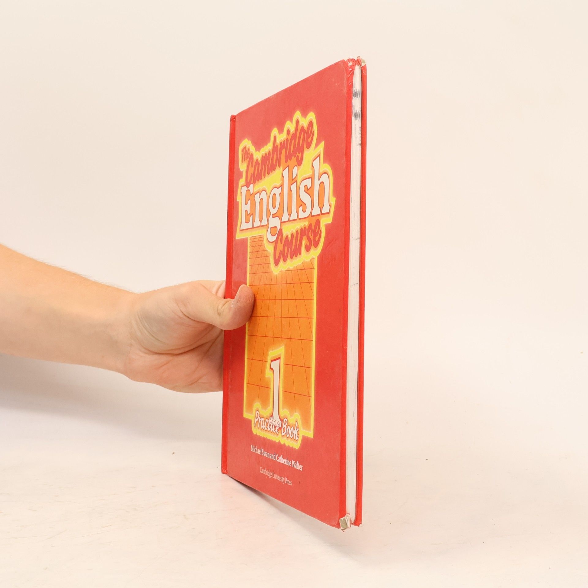 Catherine Walter The Cambridge english course 1. Practice book