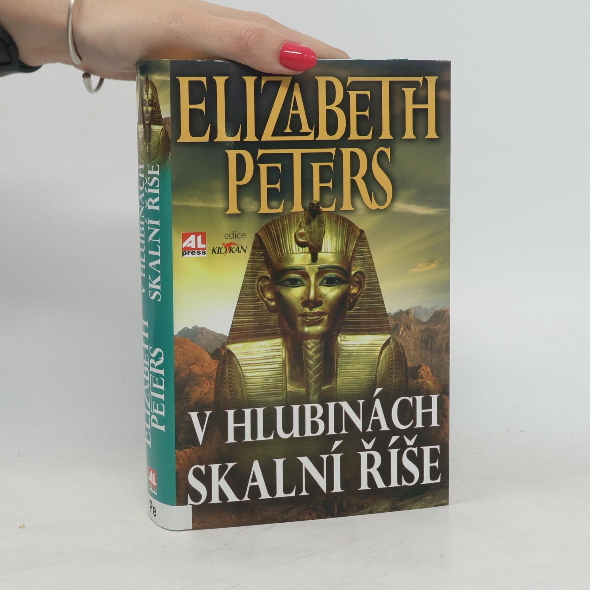 Elizabeth Peters V hlubinách skalní říše