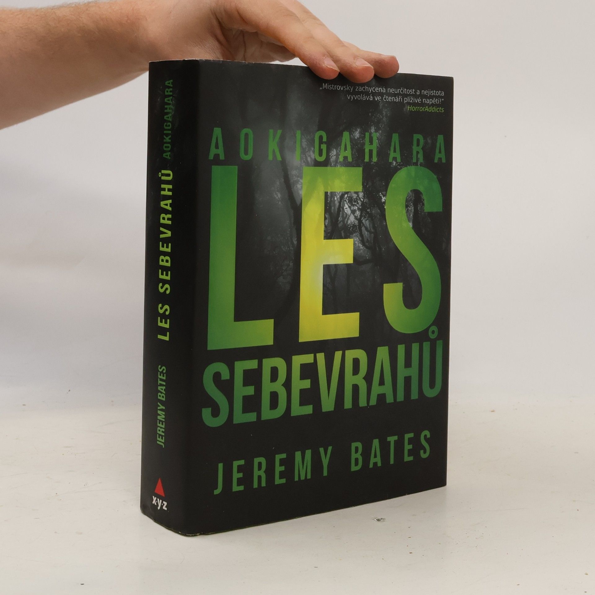 Jeremy Bates Les sebevrahů Aokigahara