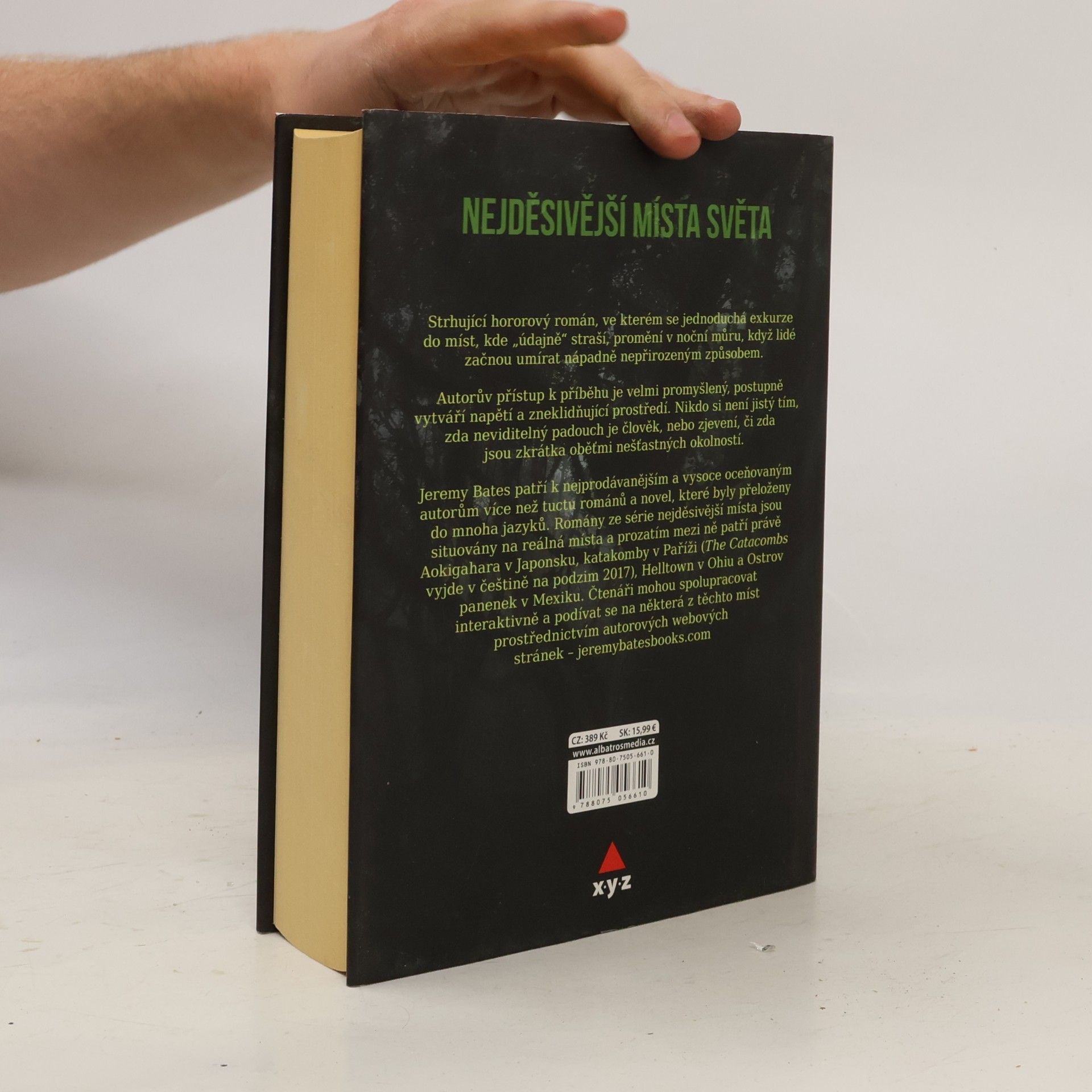 Jeremy Bates Les sebevrahů Aokigahara
