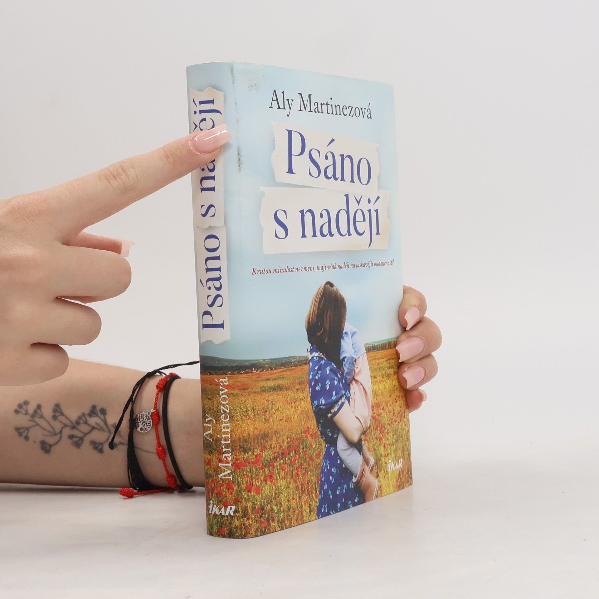 Aly Martinez Psáno s nadějí