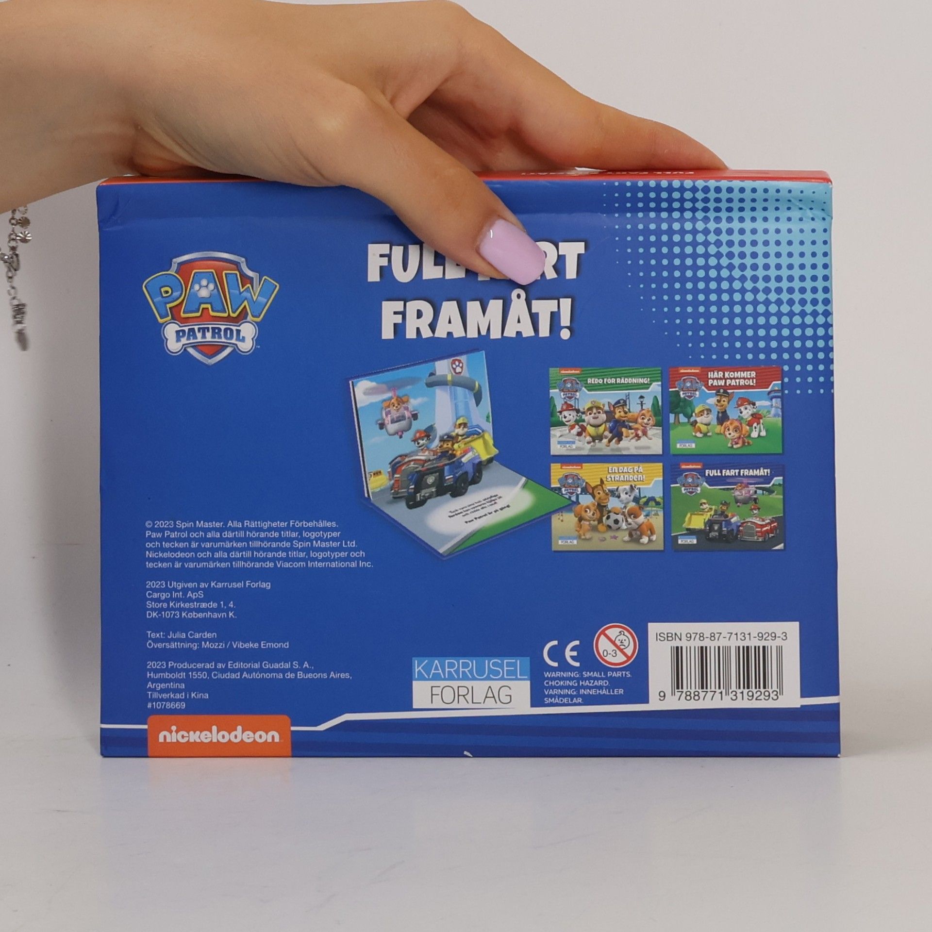 Julia Carden Full fart framåt!