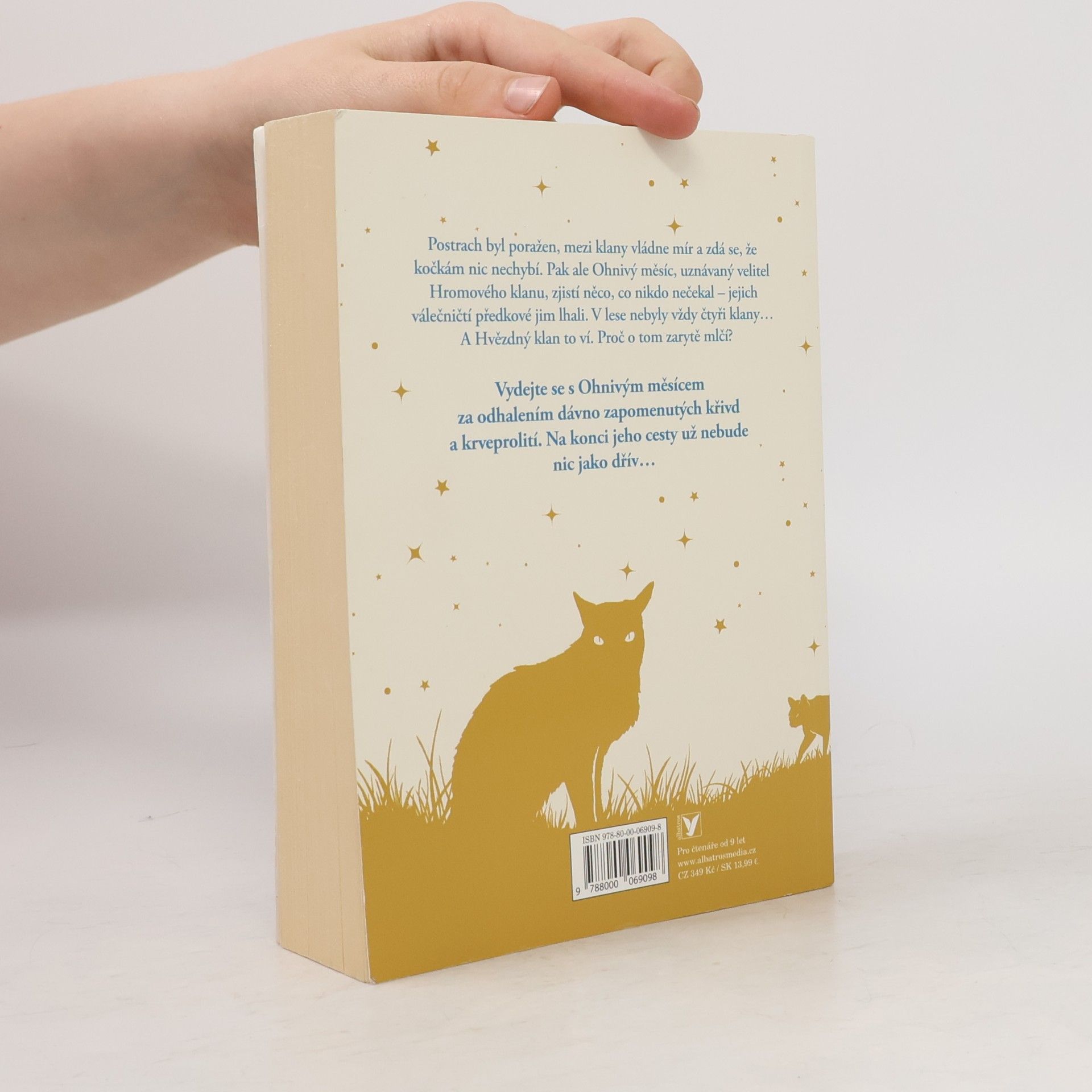 Erin Hunter Kočičí válečníci : superedice. Putování Ohnivého měsíce