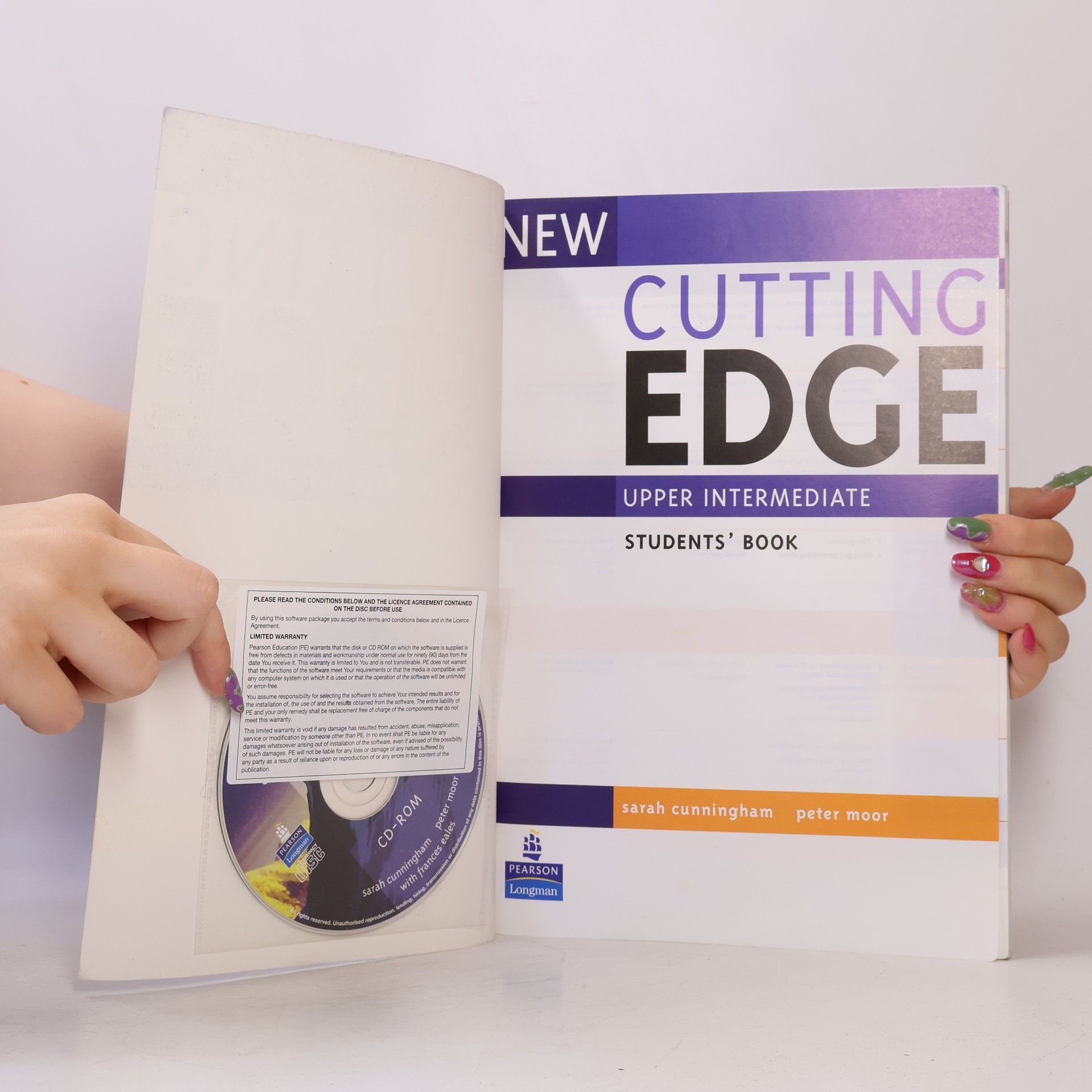 Sarah Cunningham New cutting edge : upper intermediate. Students' book