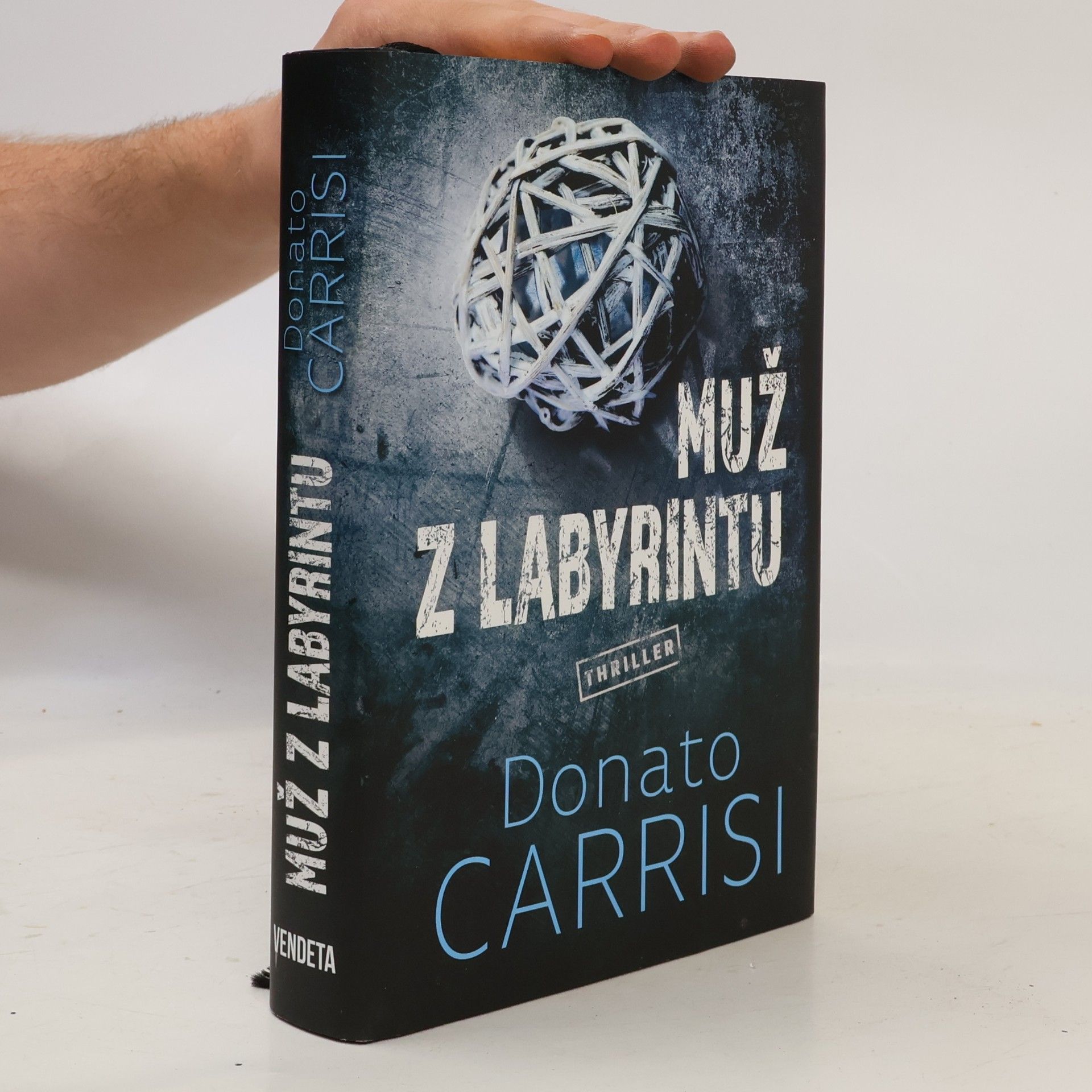 Donato Carrisi Muž z labyrintu