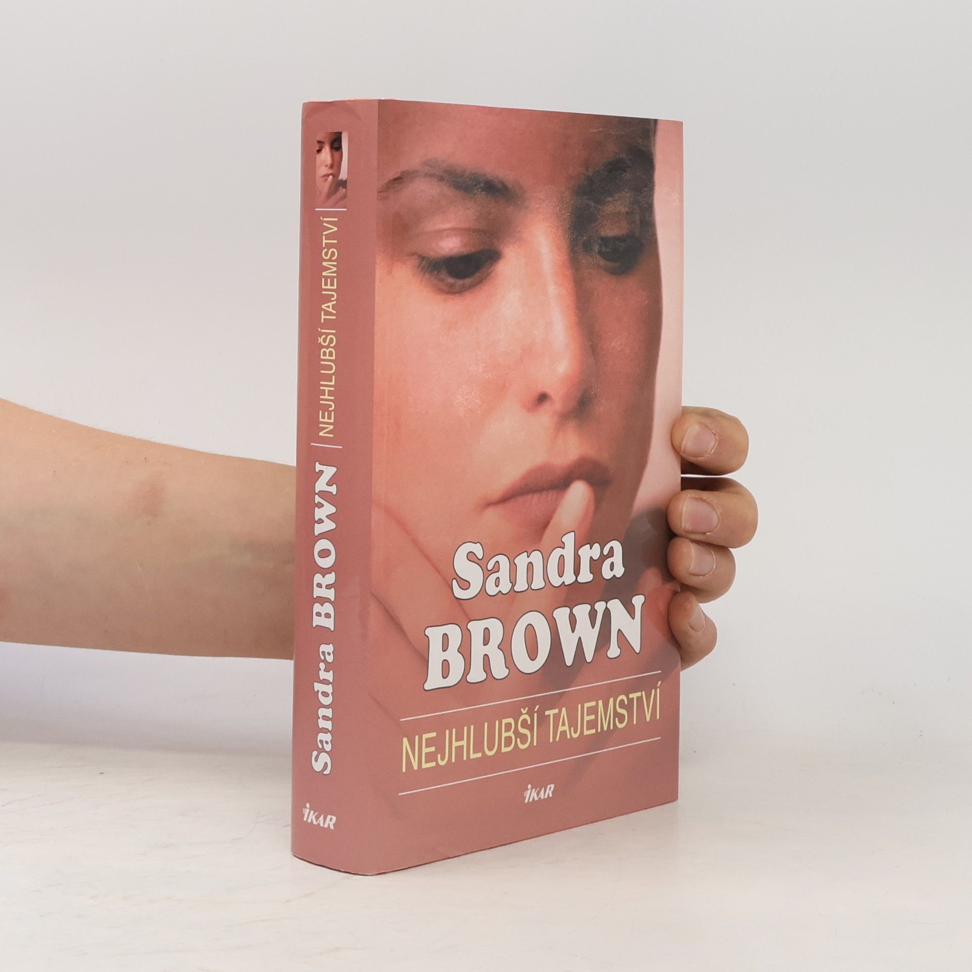 Sandra Brown Nejhlubší tajemství