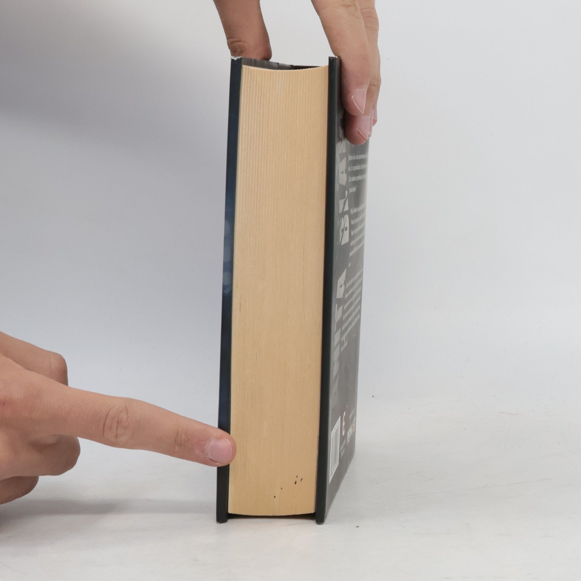 Laurell Kaye Hamilton S kůží na trh