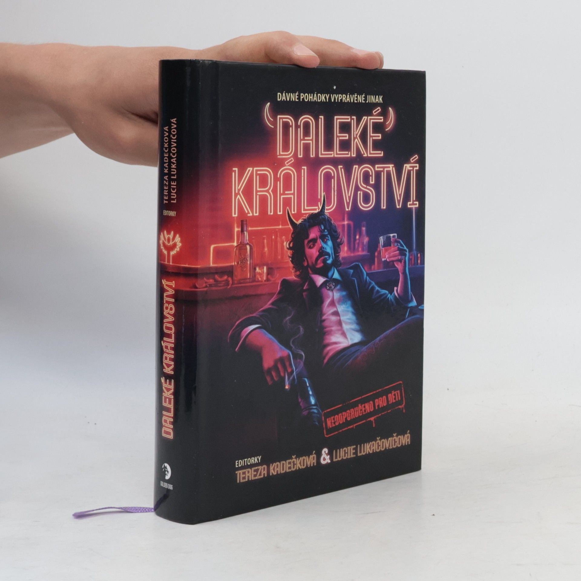 Daleké království : dávné pohádky vyprávěné jinak