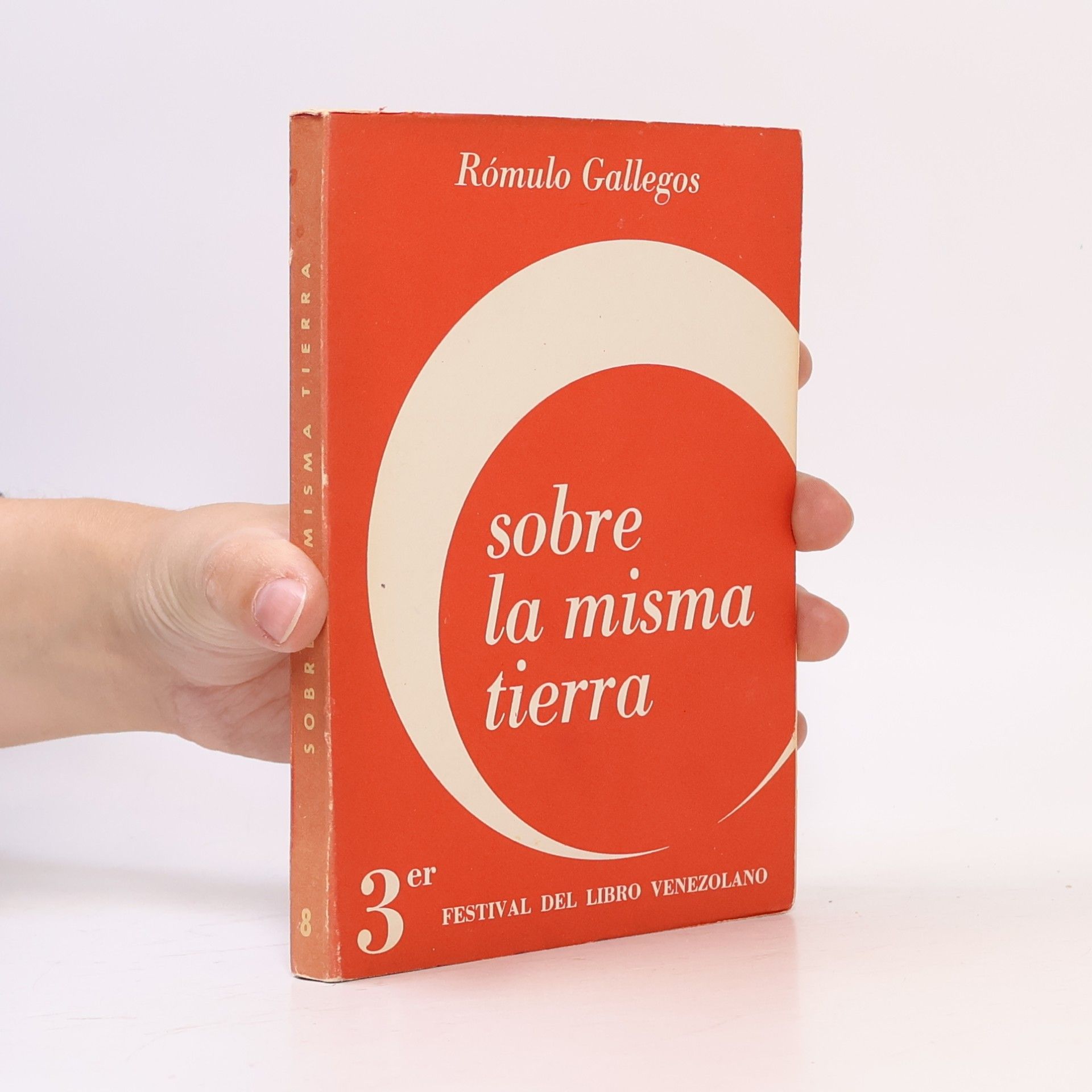 Sobre la misma tierra