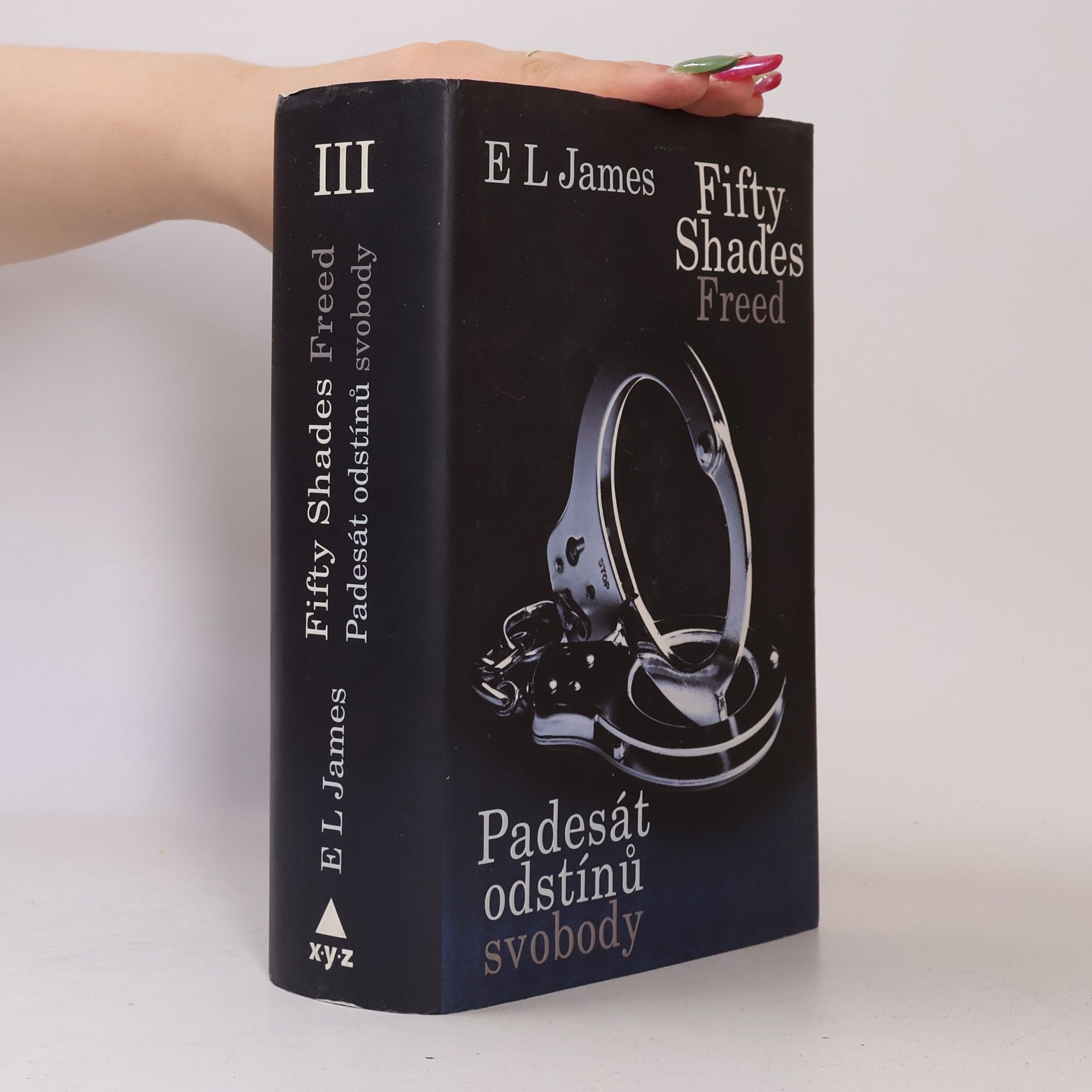 E. L. James Padesát odstínů svobody