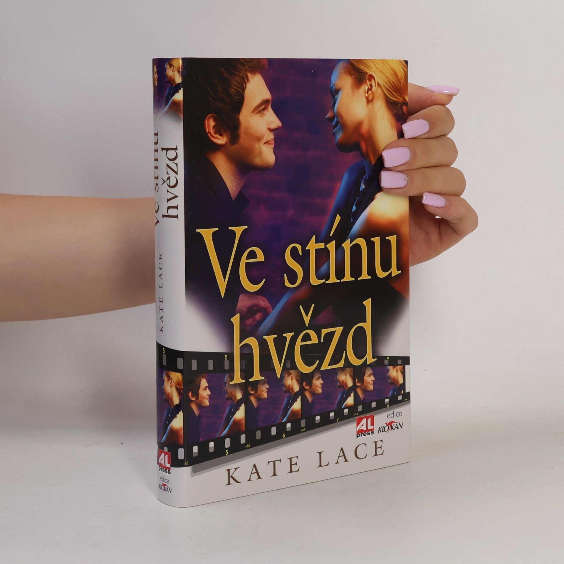 Kate Lace Ve stínu hvězd