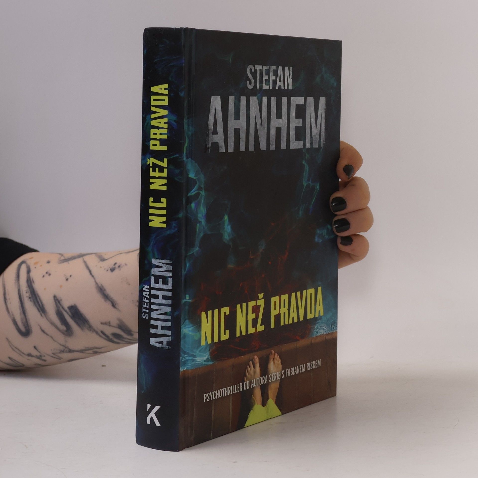 Stefan Ahnhem Nic než pravda