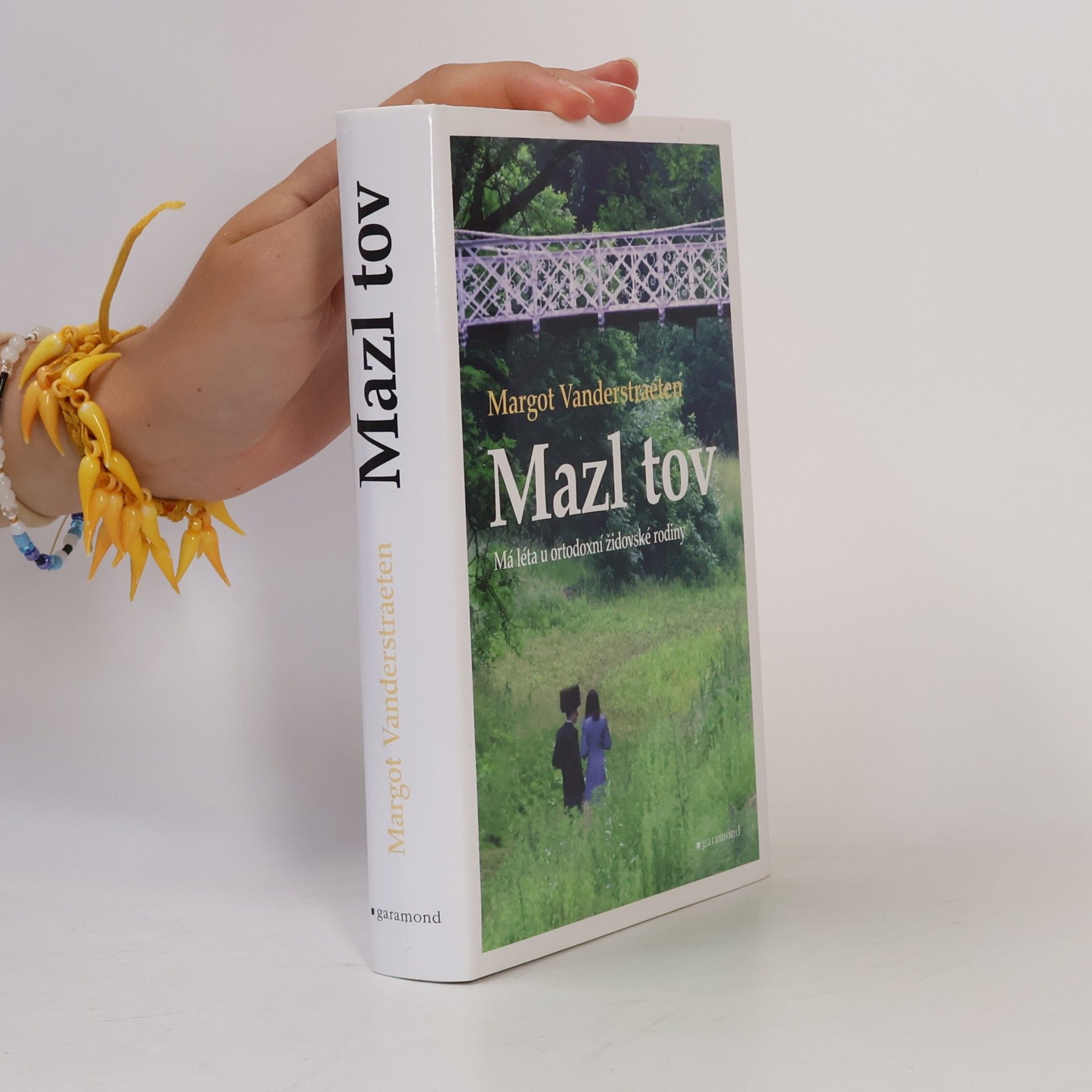 Margot Vanderstraeten Mazl tov
