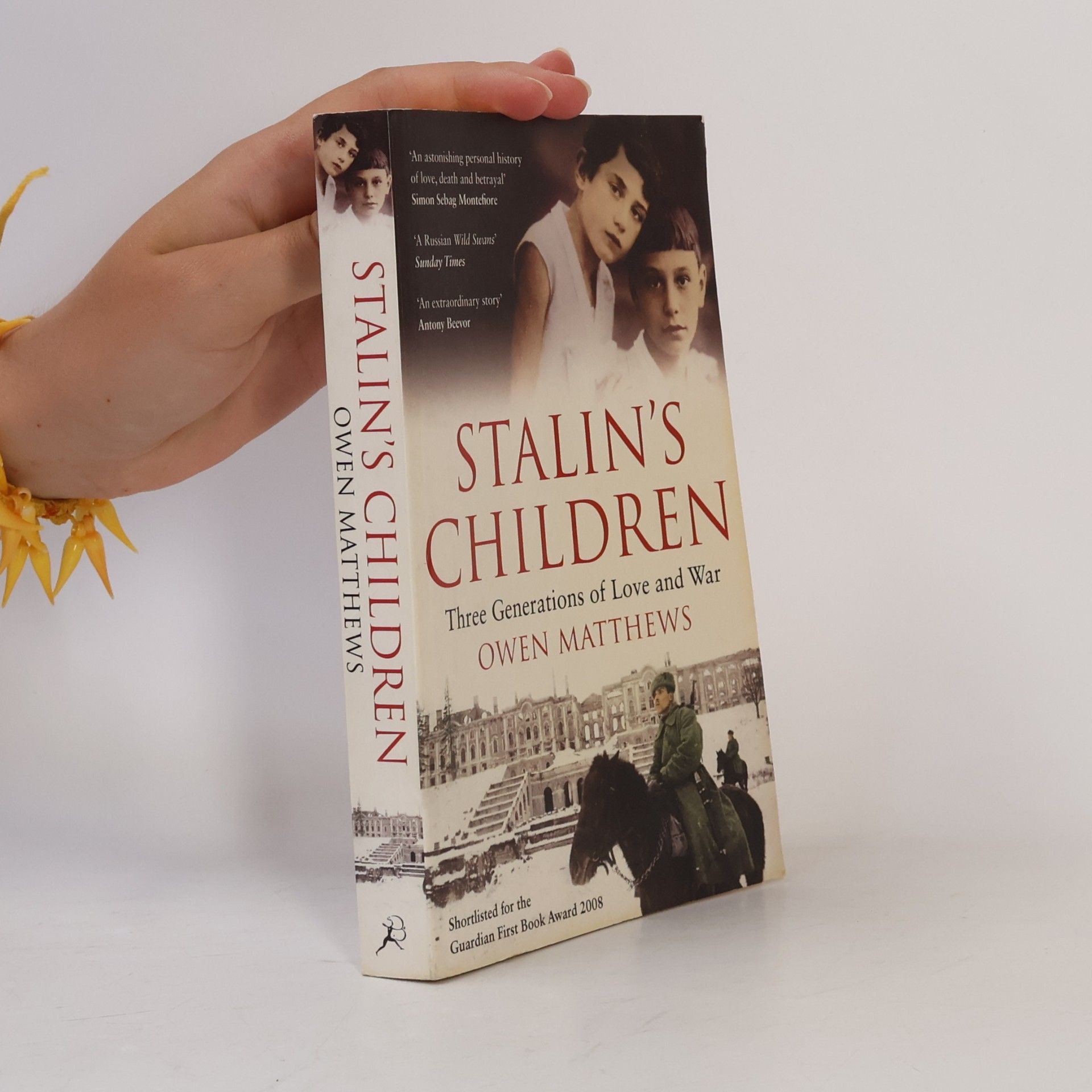 Owen Matthews Stalin's Children. Winterkinder, englische Ausgabe