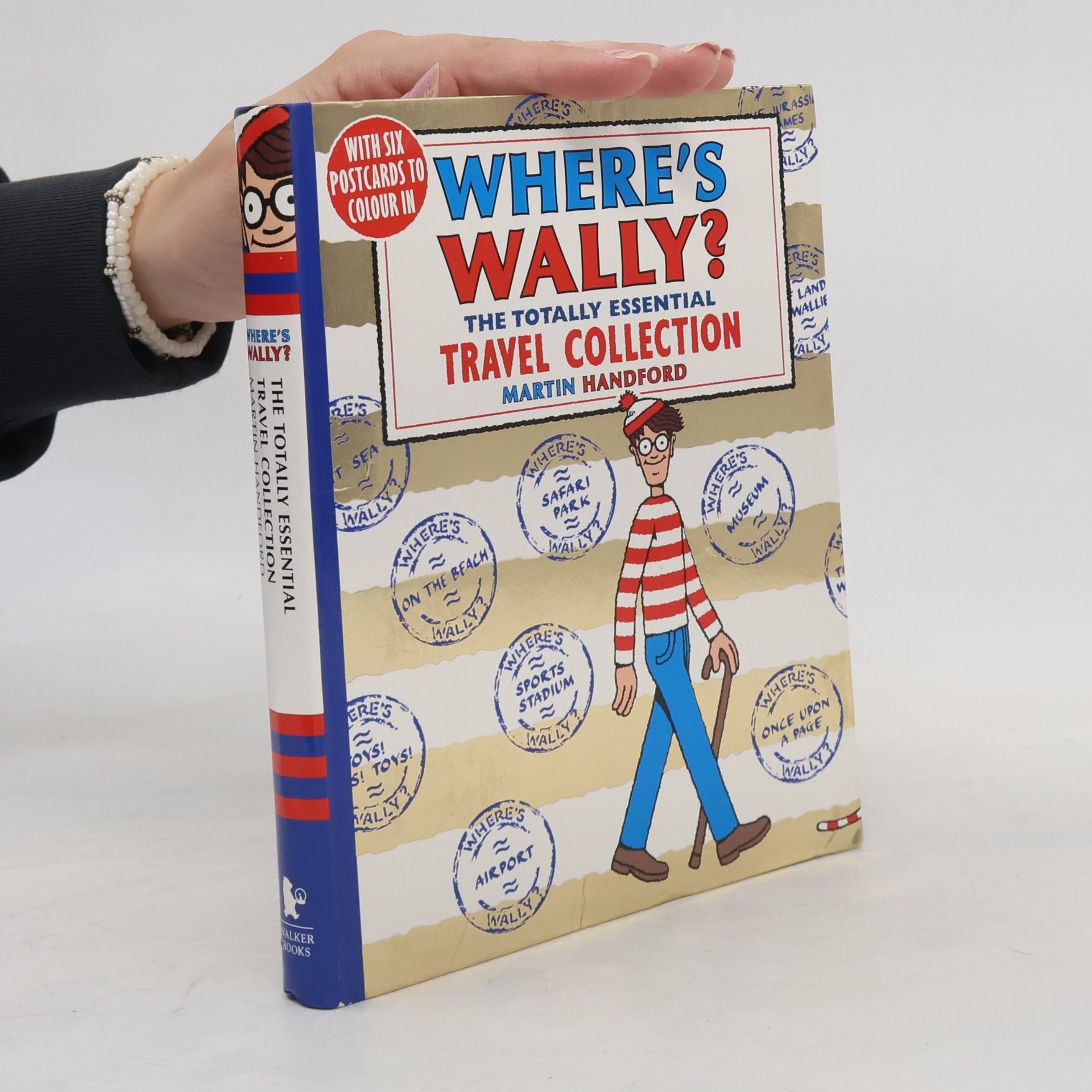Martin Handford Where's Wally? - The Totally Essential Travel Collection