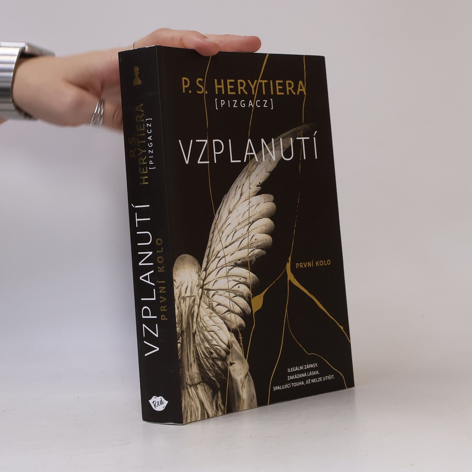 P.S. Herytiera Vzplanutí: První kolo