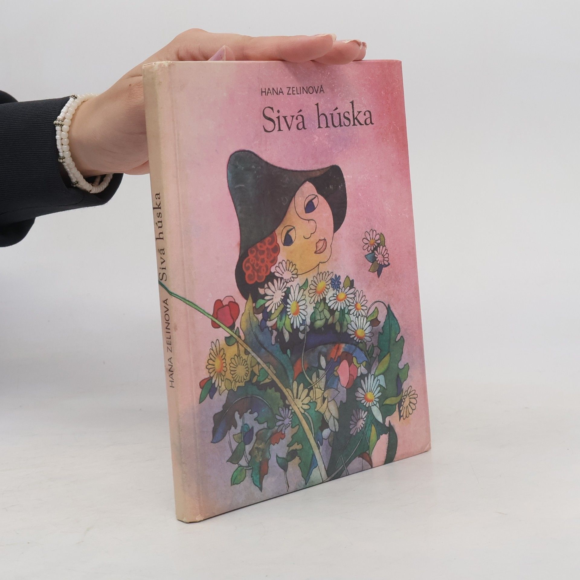 Hana Zelinová Sivá húska