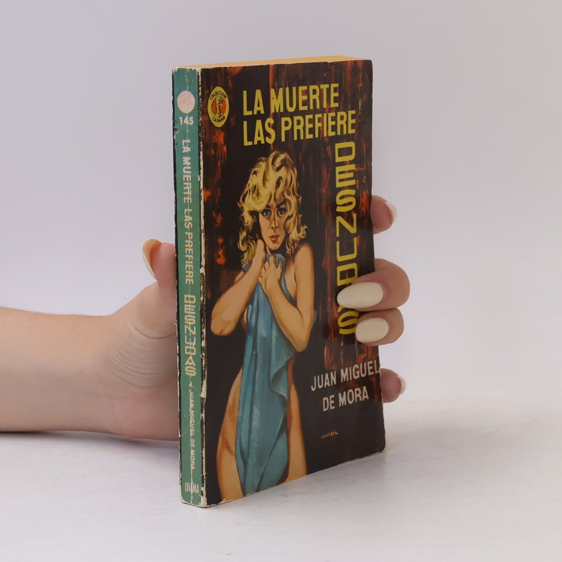 Juan Miguel de Mora La muerte las prefiere desnudas