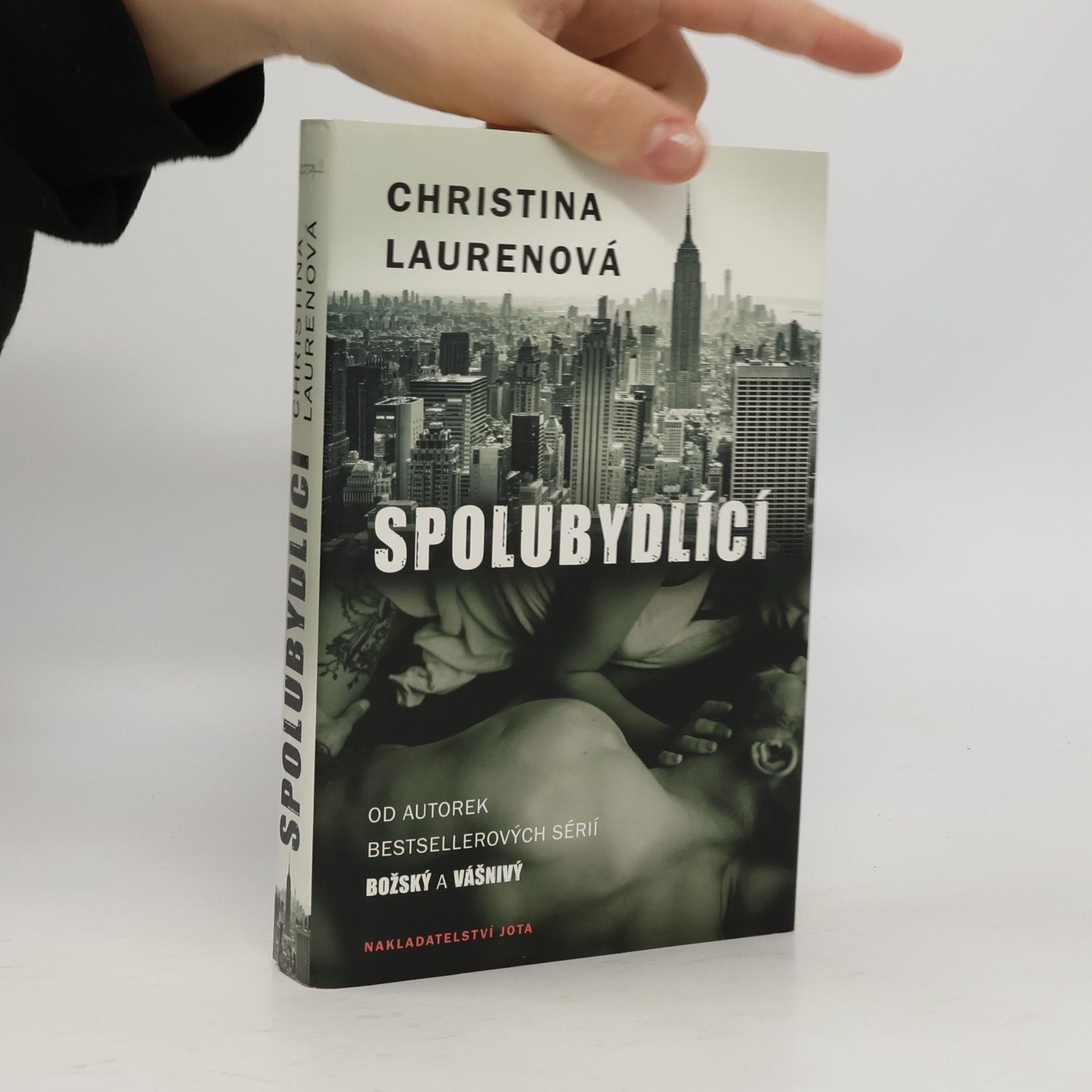Christina Lauren Spolubydlící
