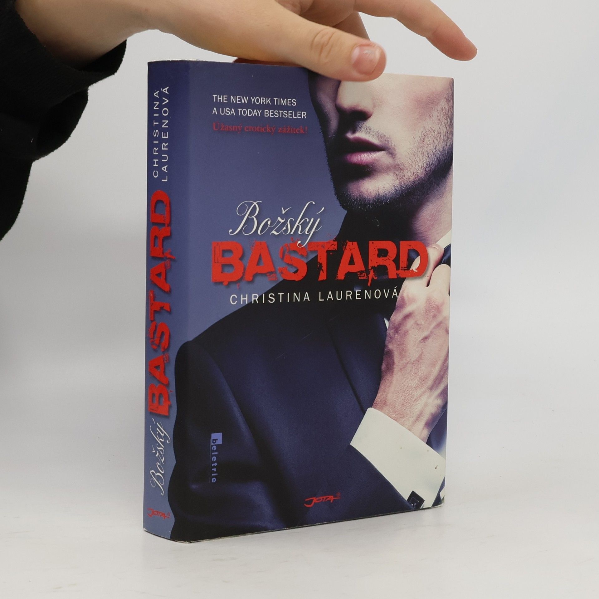 Christina Lauren Božský bastard