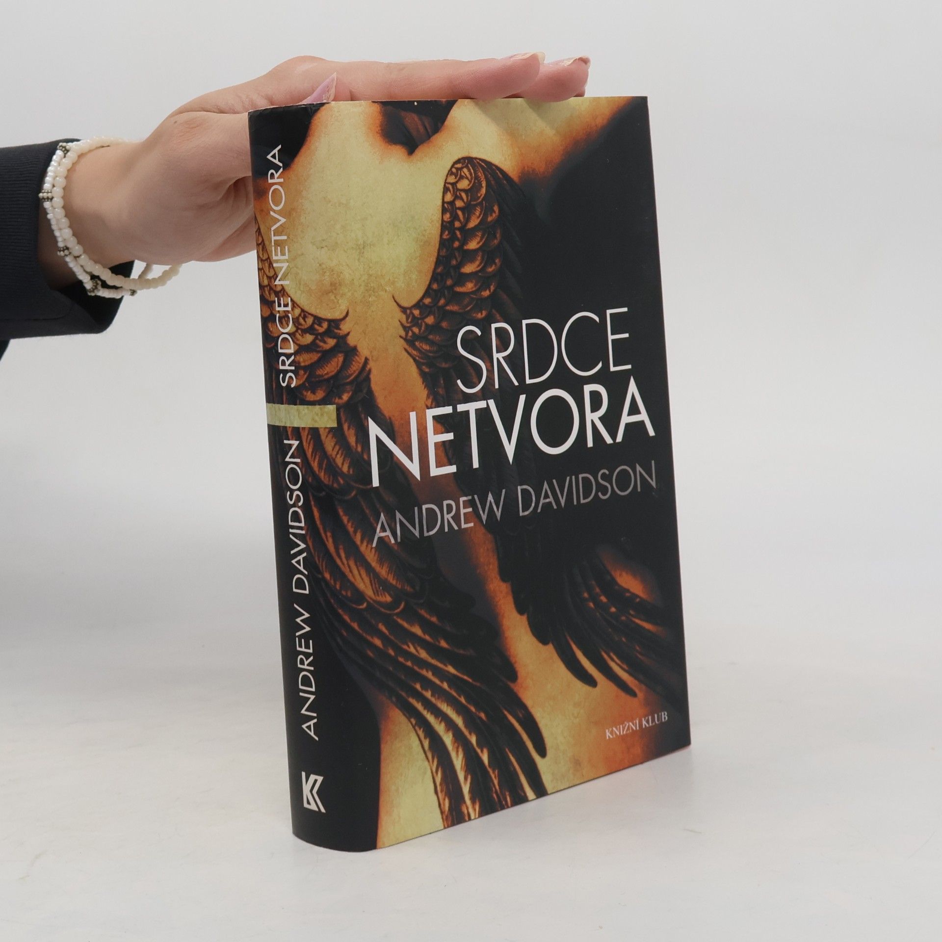 Andrew Davidson Srdce netvora