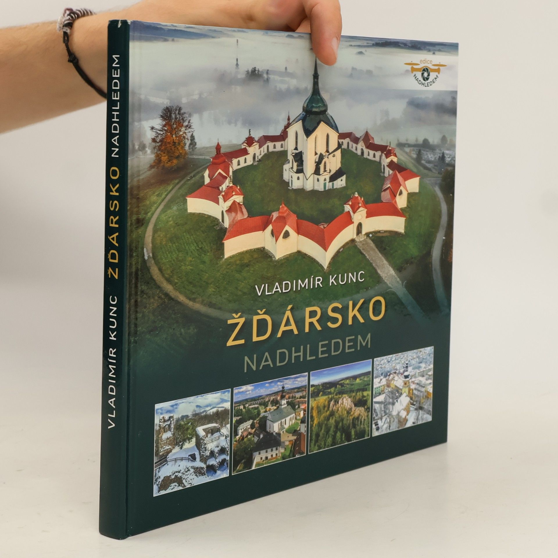 AA.VV. Žďársko nadhledem