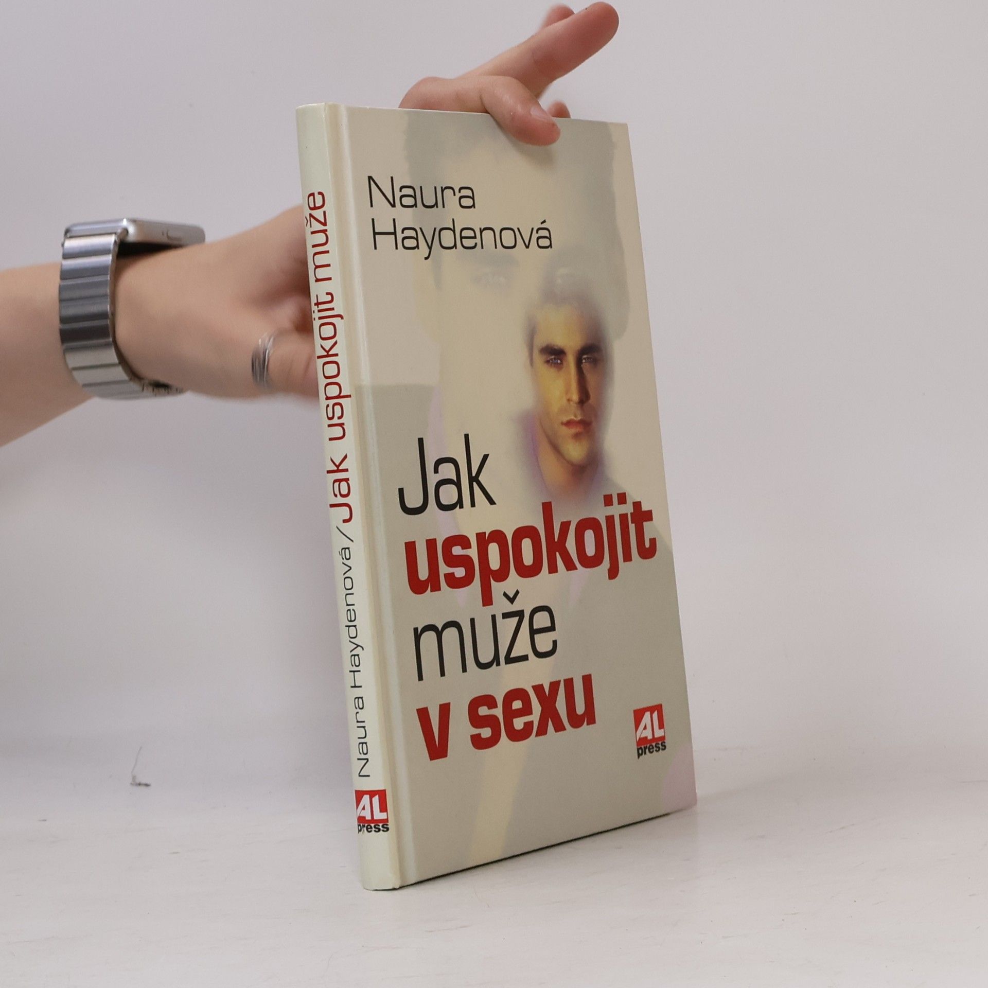 Naura Hayden Jak uspokojit muže v sexu