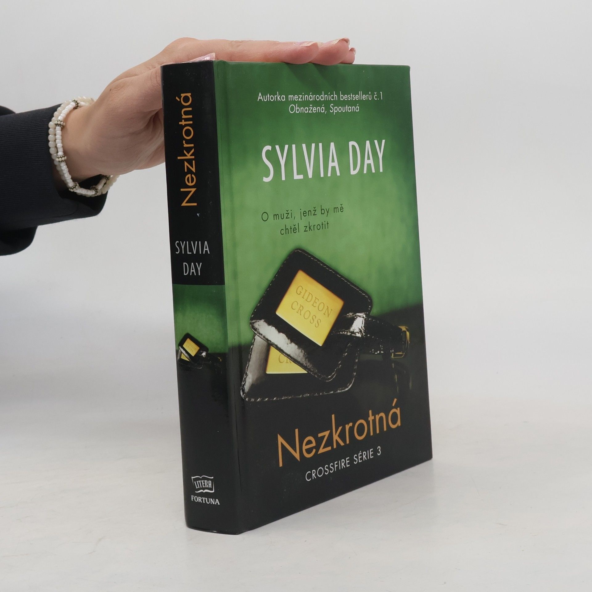 Sylvia Day Nezkrotná