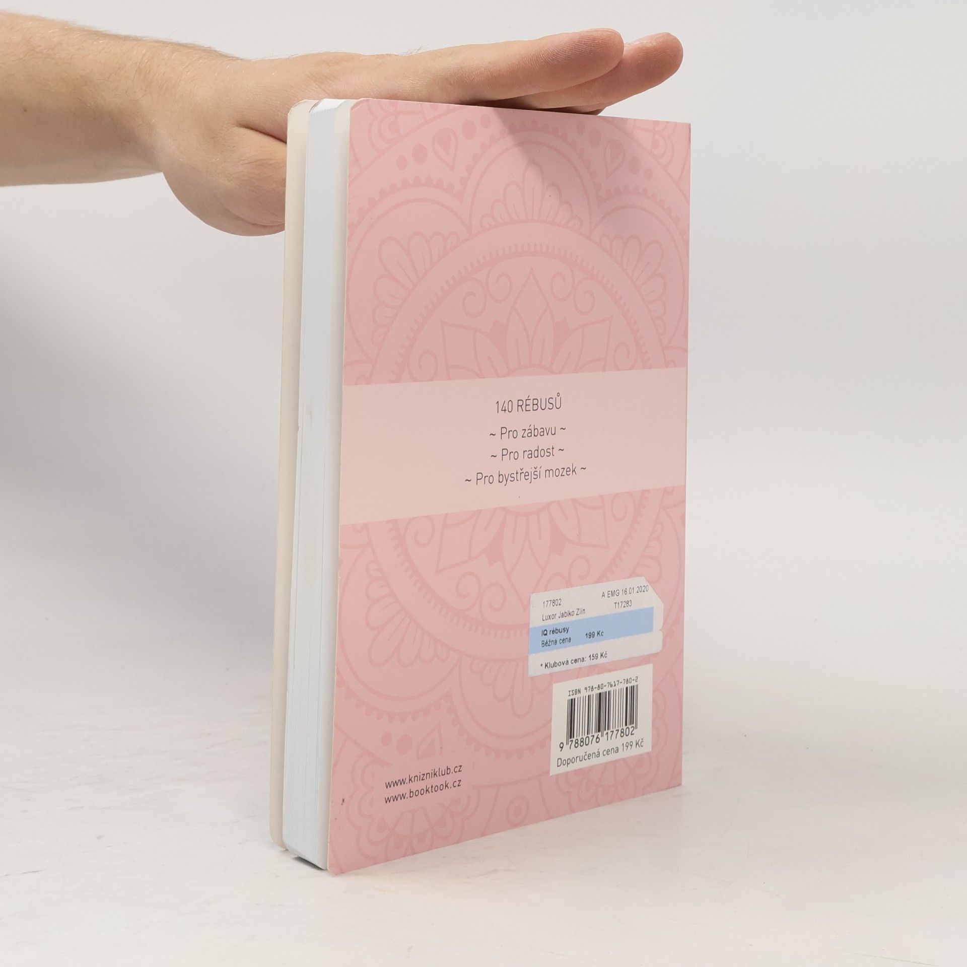 Autores varios IQ rébusy