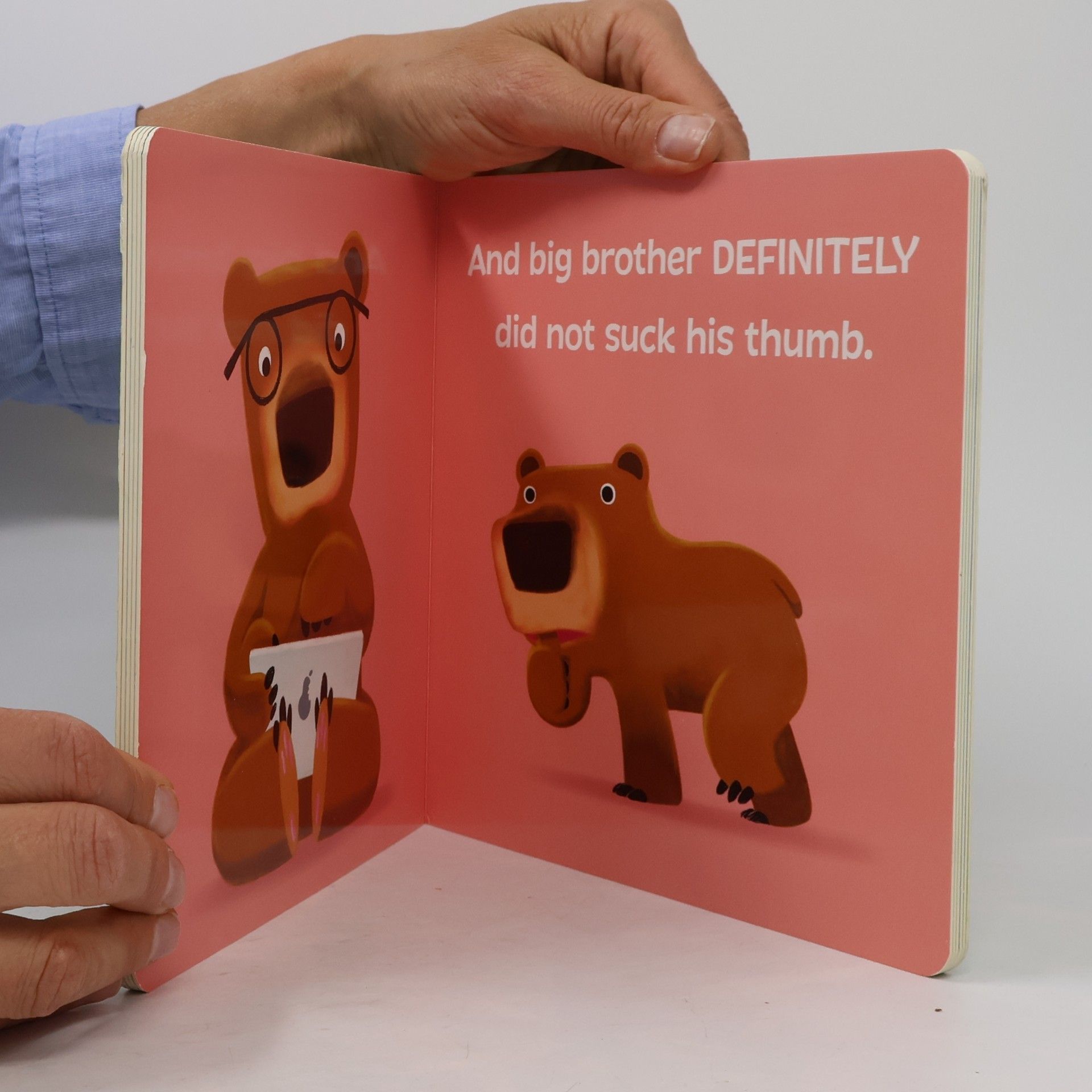 Michael Dahl Hello Genius: Thumbs Up, Brown Bear