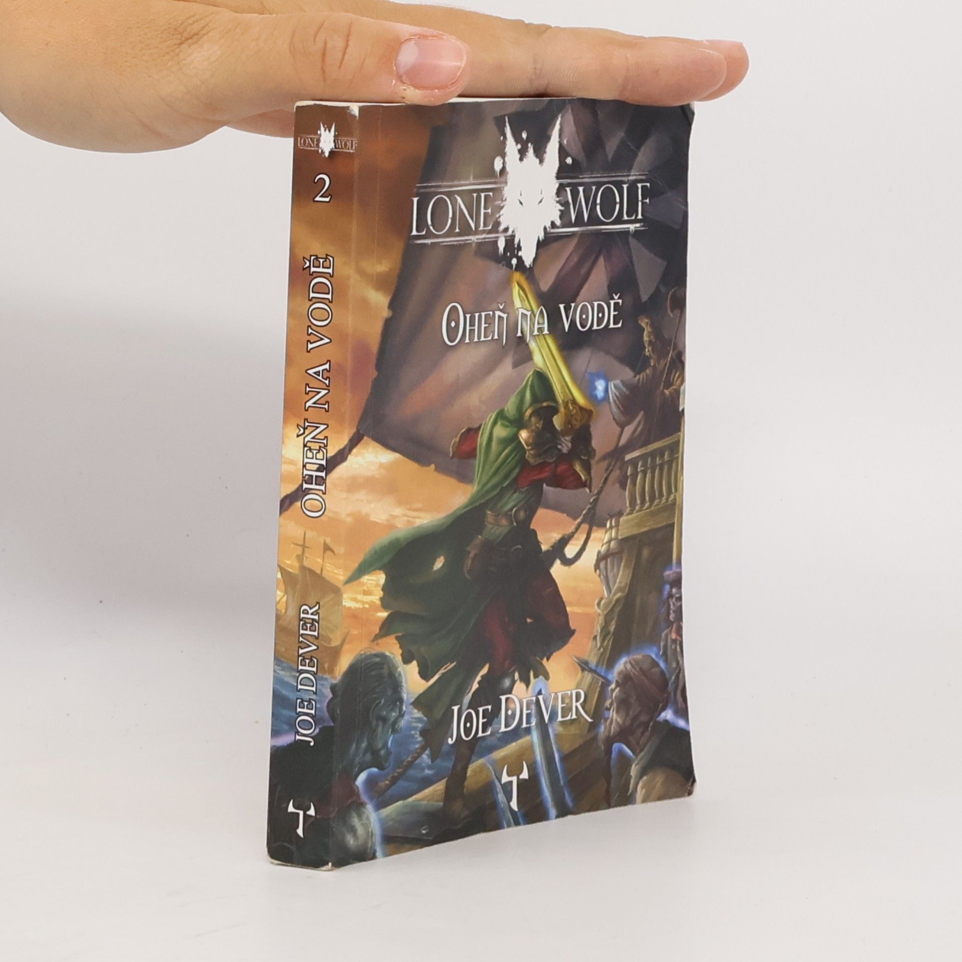 Joe Dever Oheň na vodě
