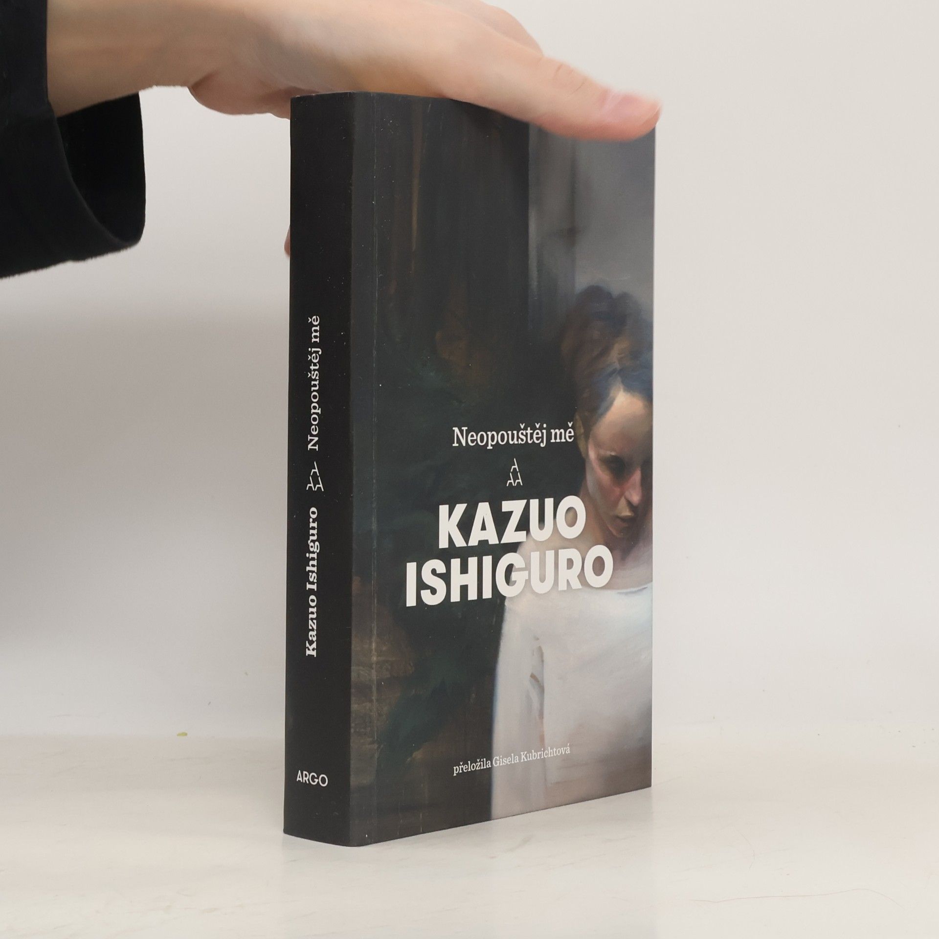 Kazuo Ishiguro Neopouštěj mě