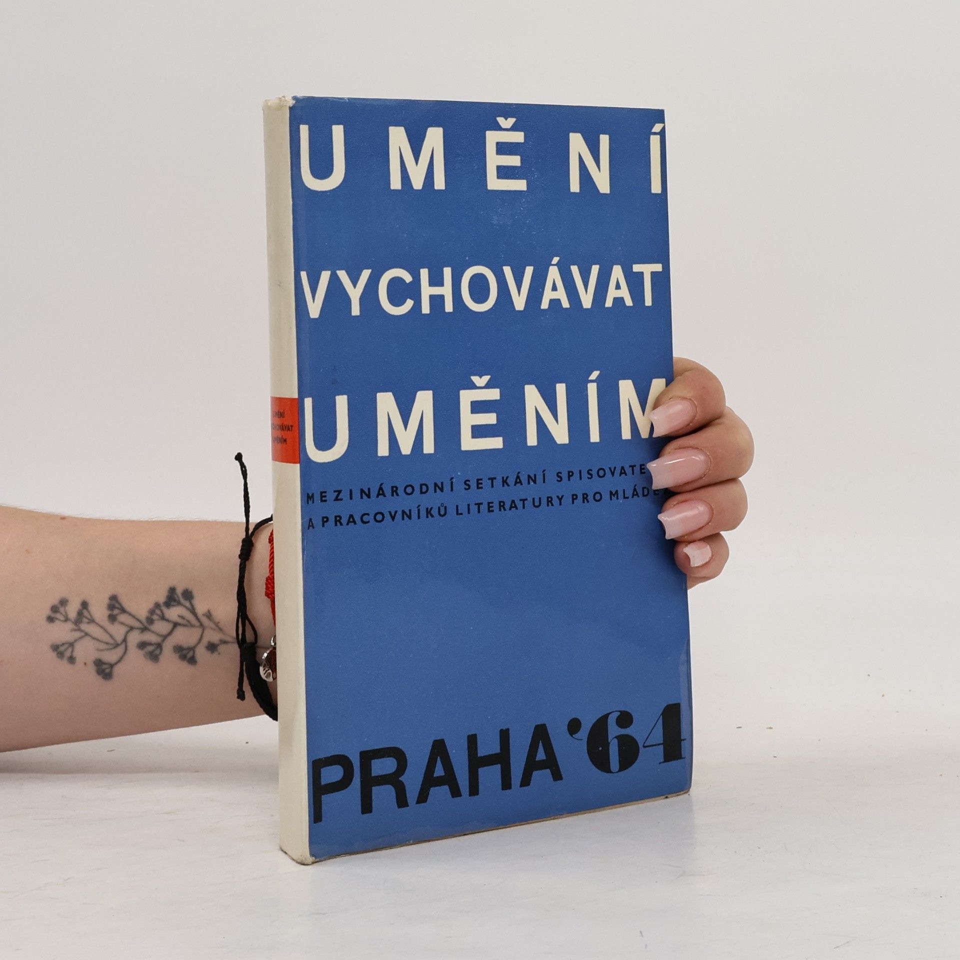 Autorenkollektiv Umění vychovávat uměním
