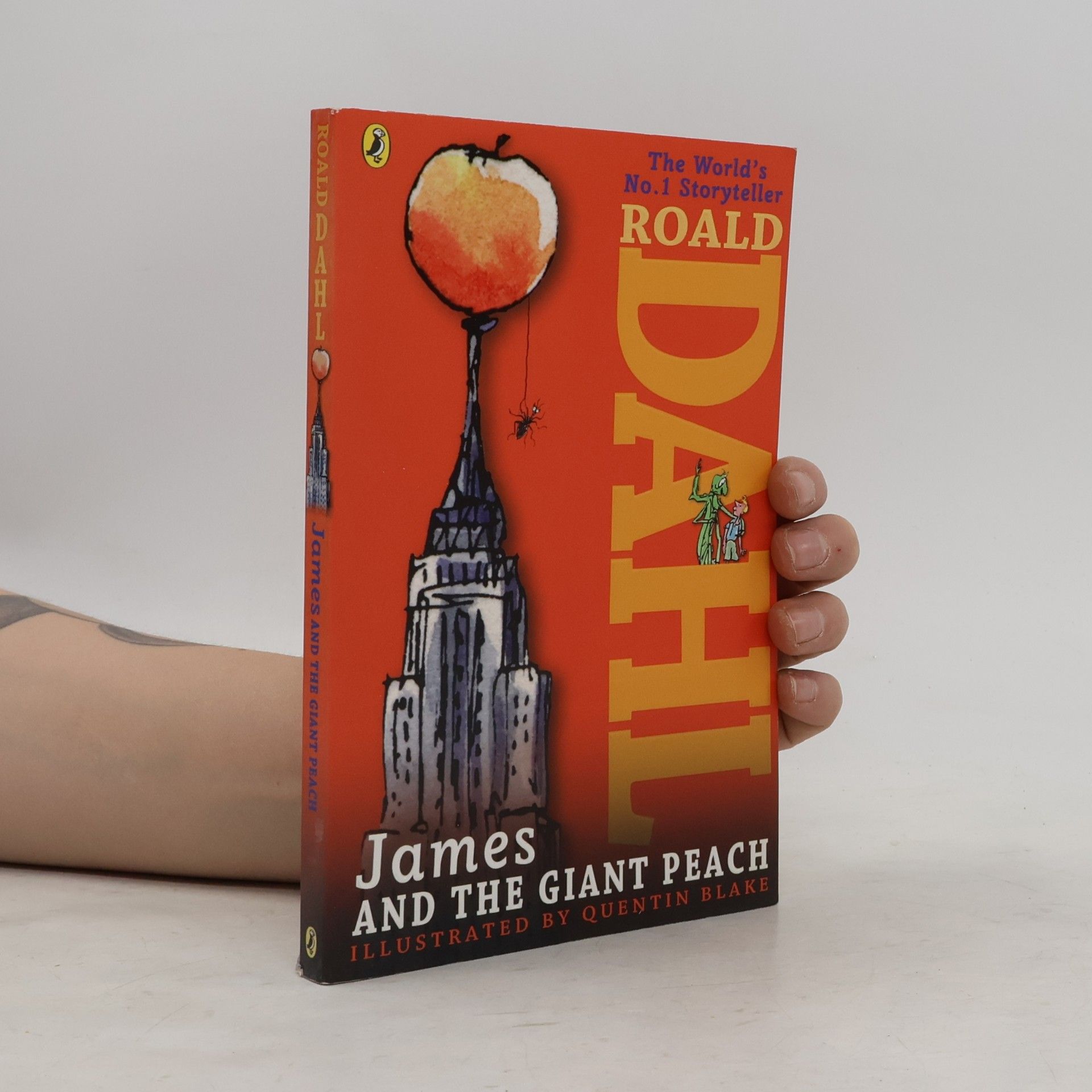Roald Dahl James and the Giant Peach